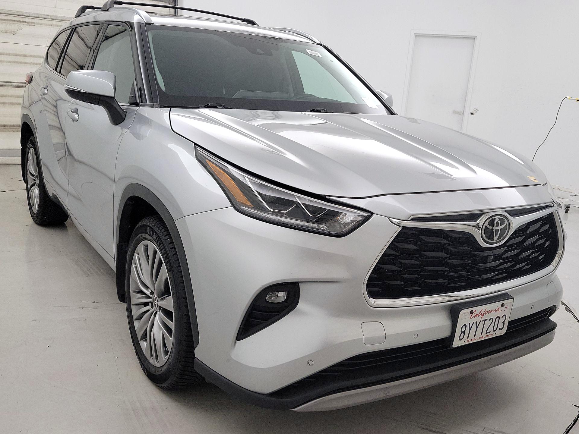 Thumbnail: 2022 Toyota Highlander - 1