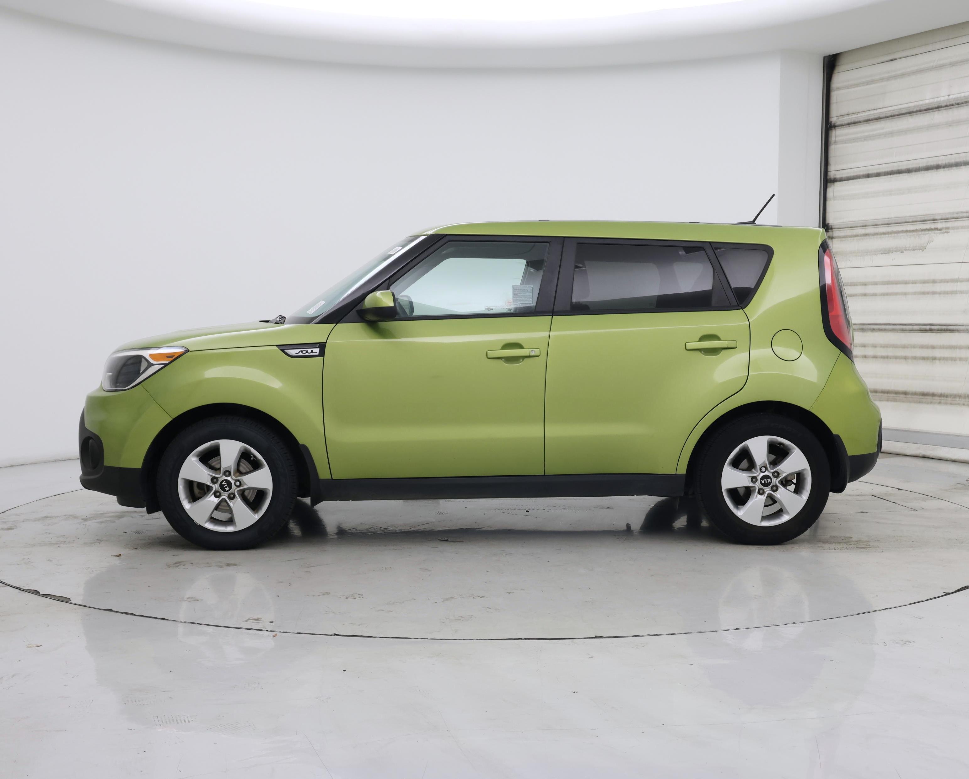Thumbnail: 2017 Kia Soul - 3
