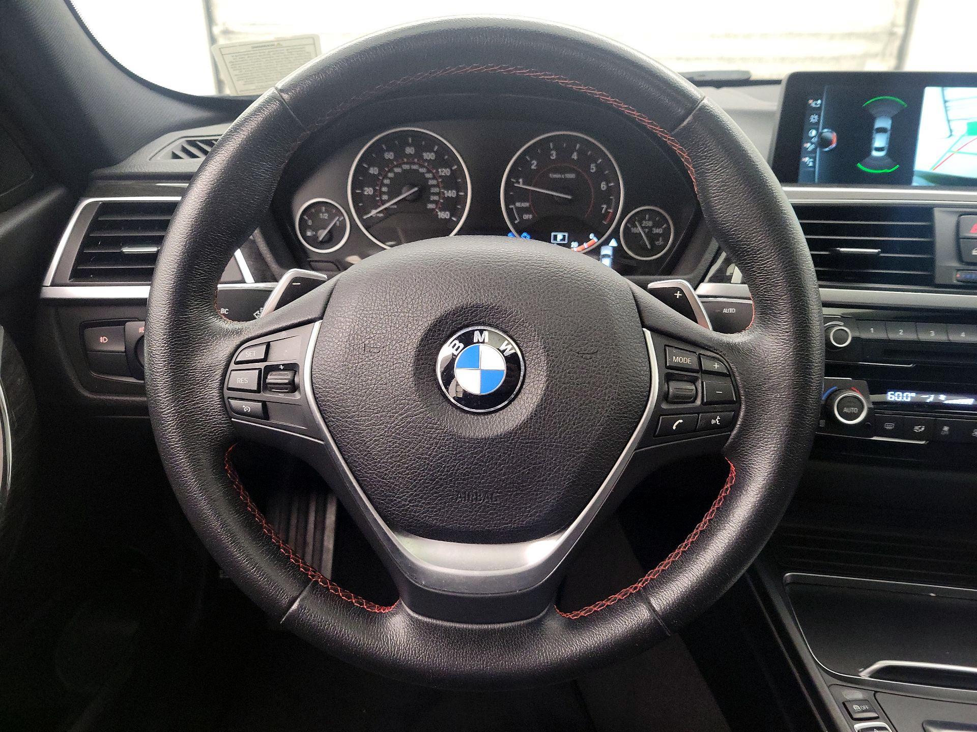 Thumbnail: 2017 BMW 3 Series - 10