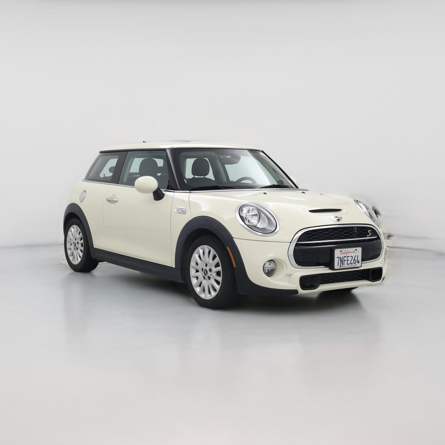 Thumbnail: 2015 MINI Cooper Hardtop - 1