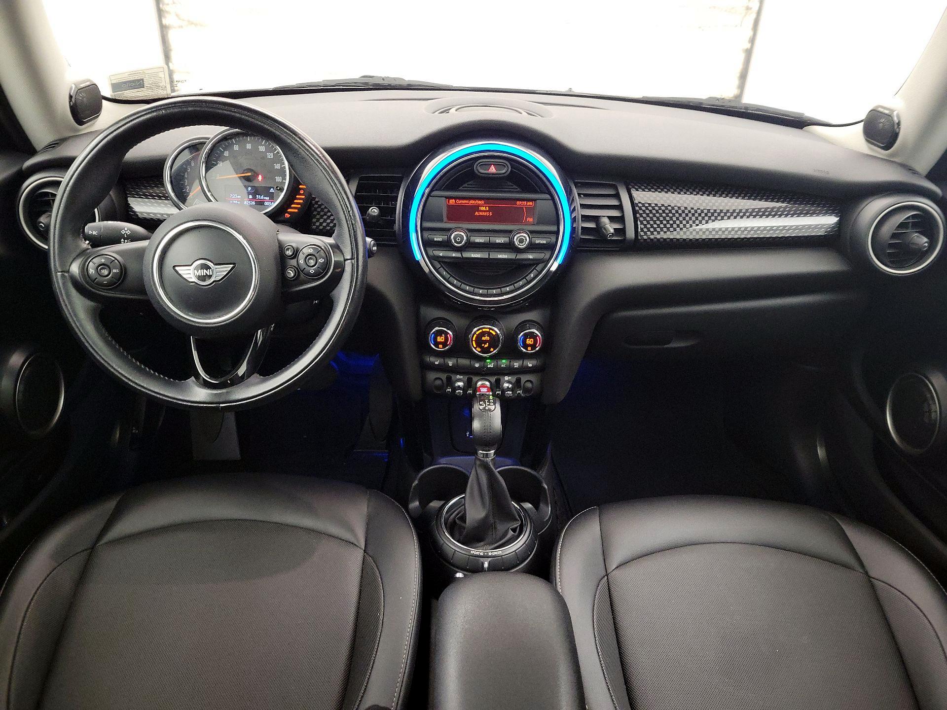 Thumbnail: 2015 MINI Cooper Hardtop - 9