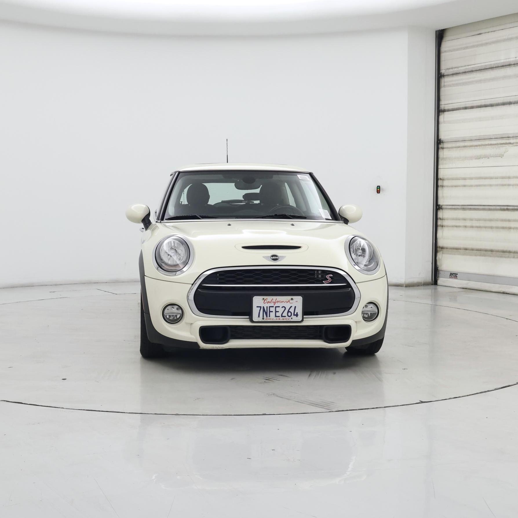 Thumbnail: 2015 MINI Cooper Hardtop - 5