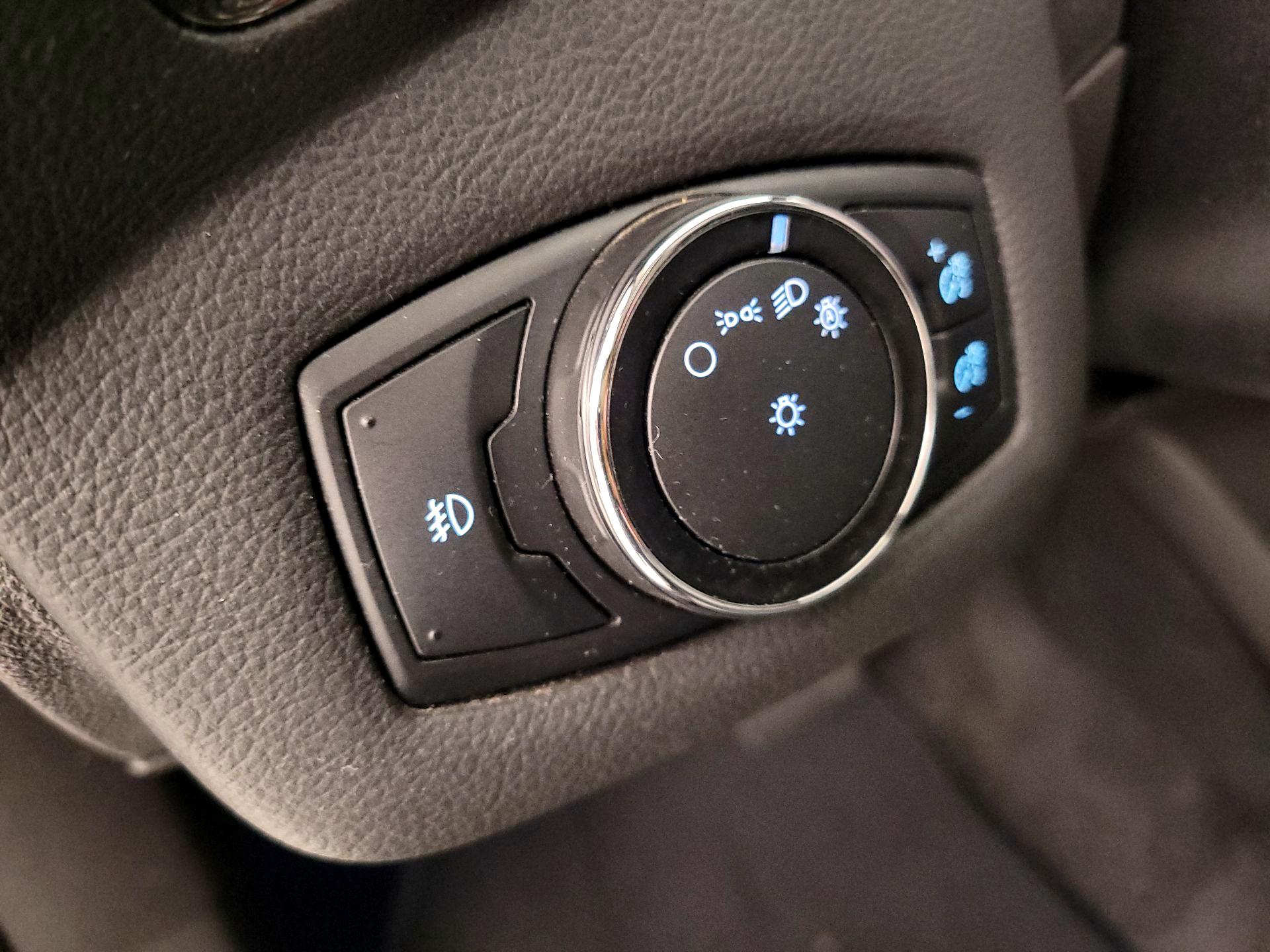 Thumbnail: 2014 Ford Escape - 13