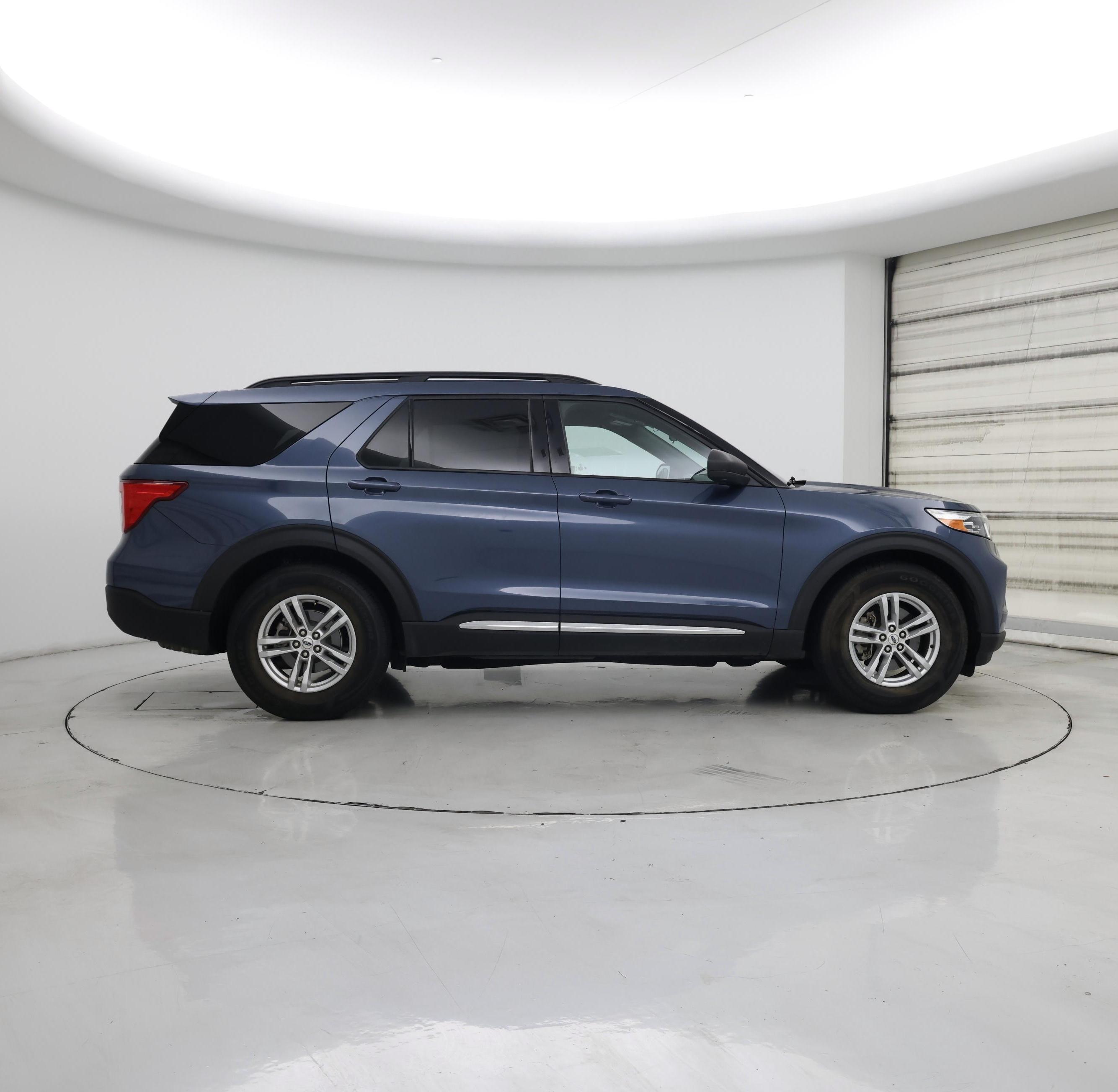 Thumbnail: 2020 Ford Explorer - 7