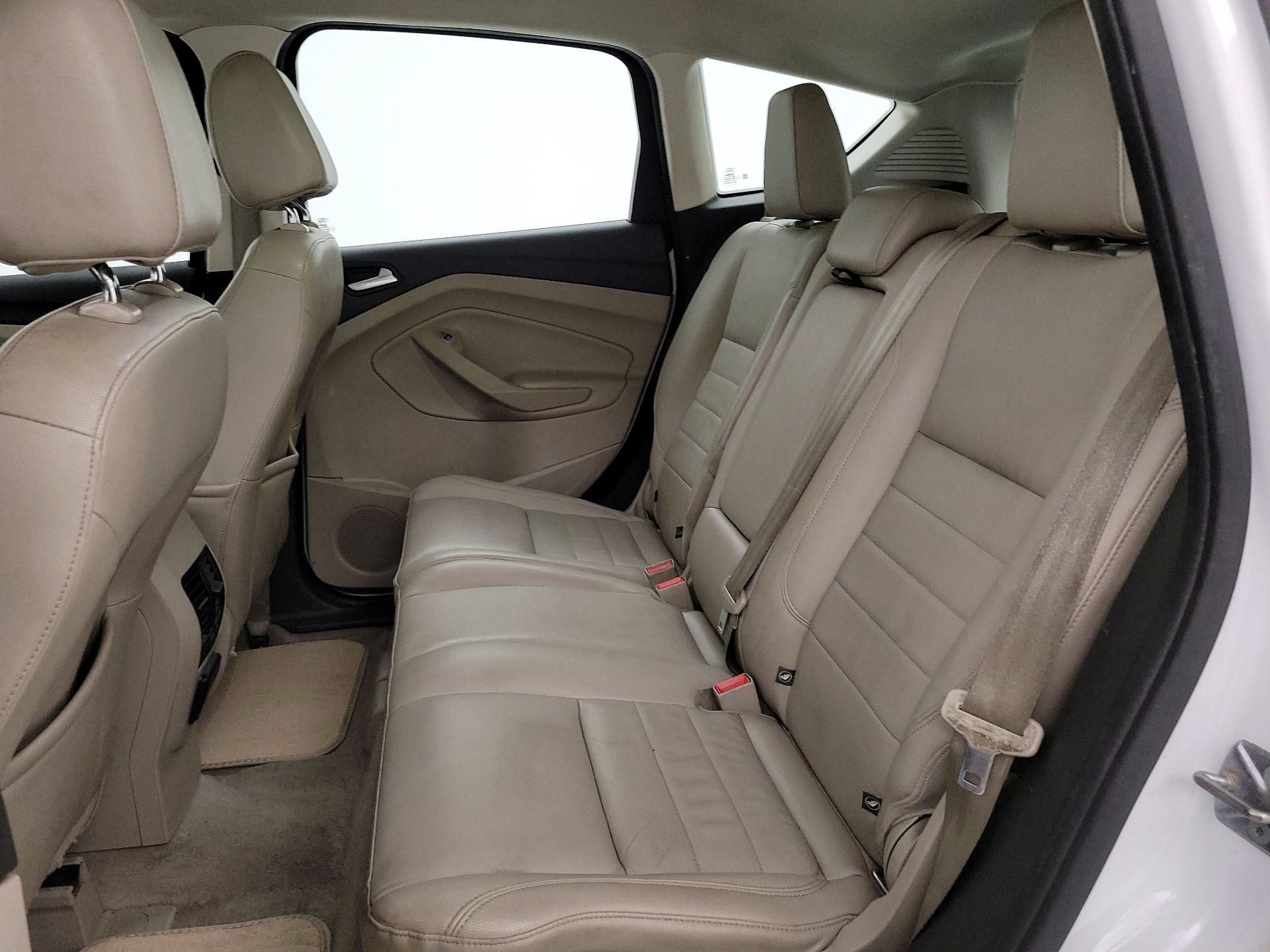 Thumbnail: 2015 Ford C-Max - 17