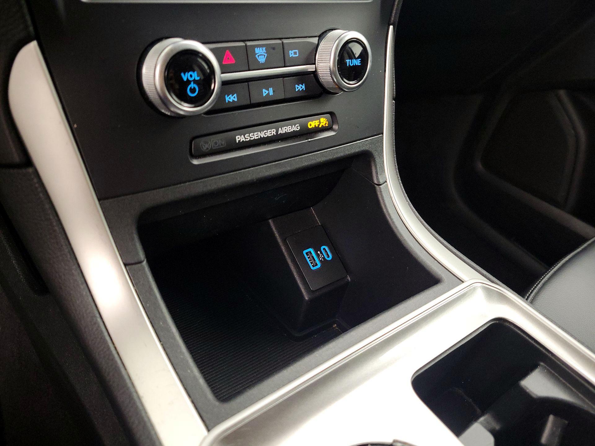 Thumbnail: 2024 Ford Edge - 18