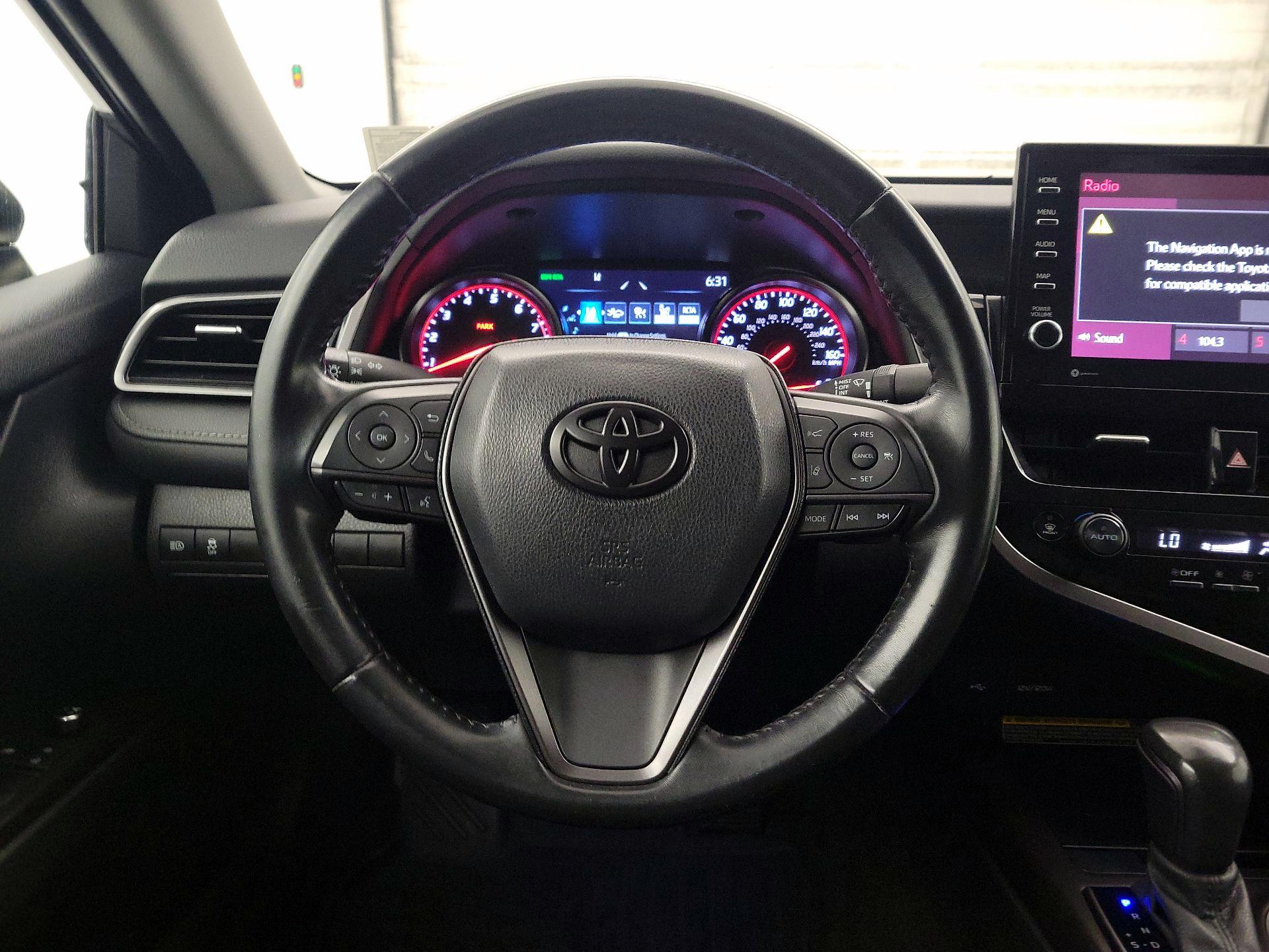 Thumbnail: 2021 Toyota Camry - 10