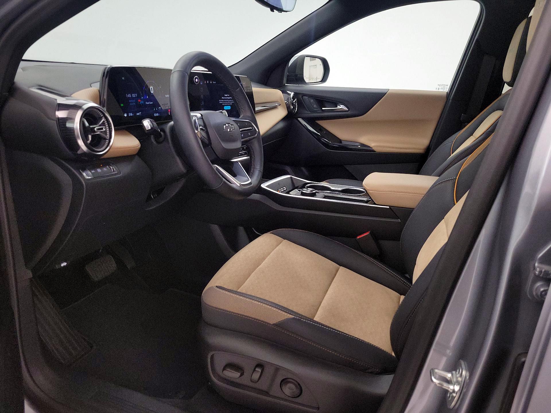 Thumbnail: 2025 Chevrolet Equinox - 11