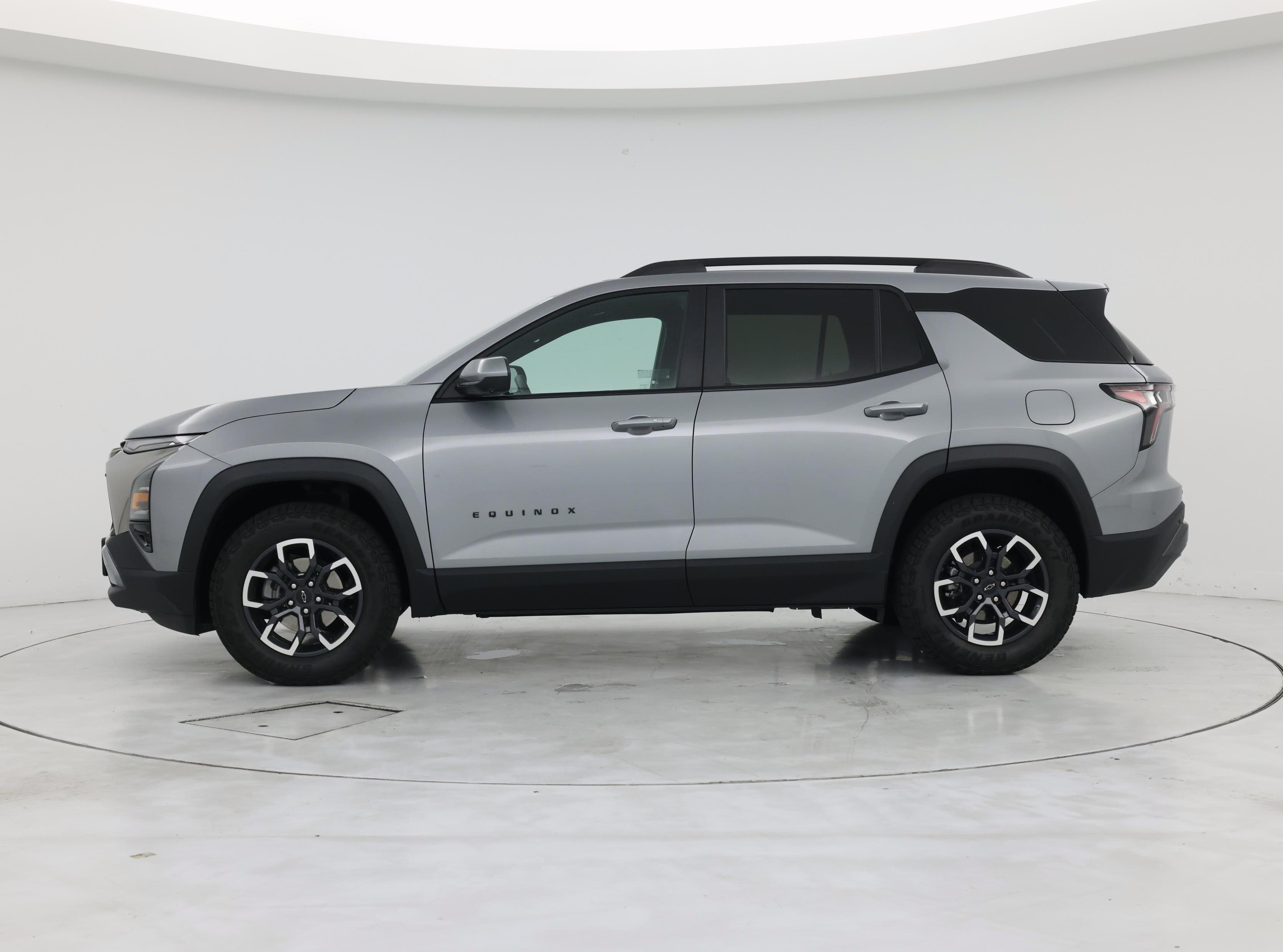 Thumbnail: 2025 Chevrolet Equinox - 3