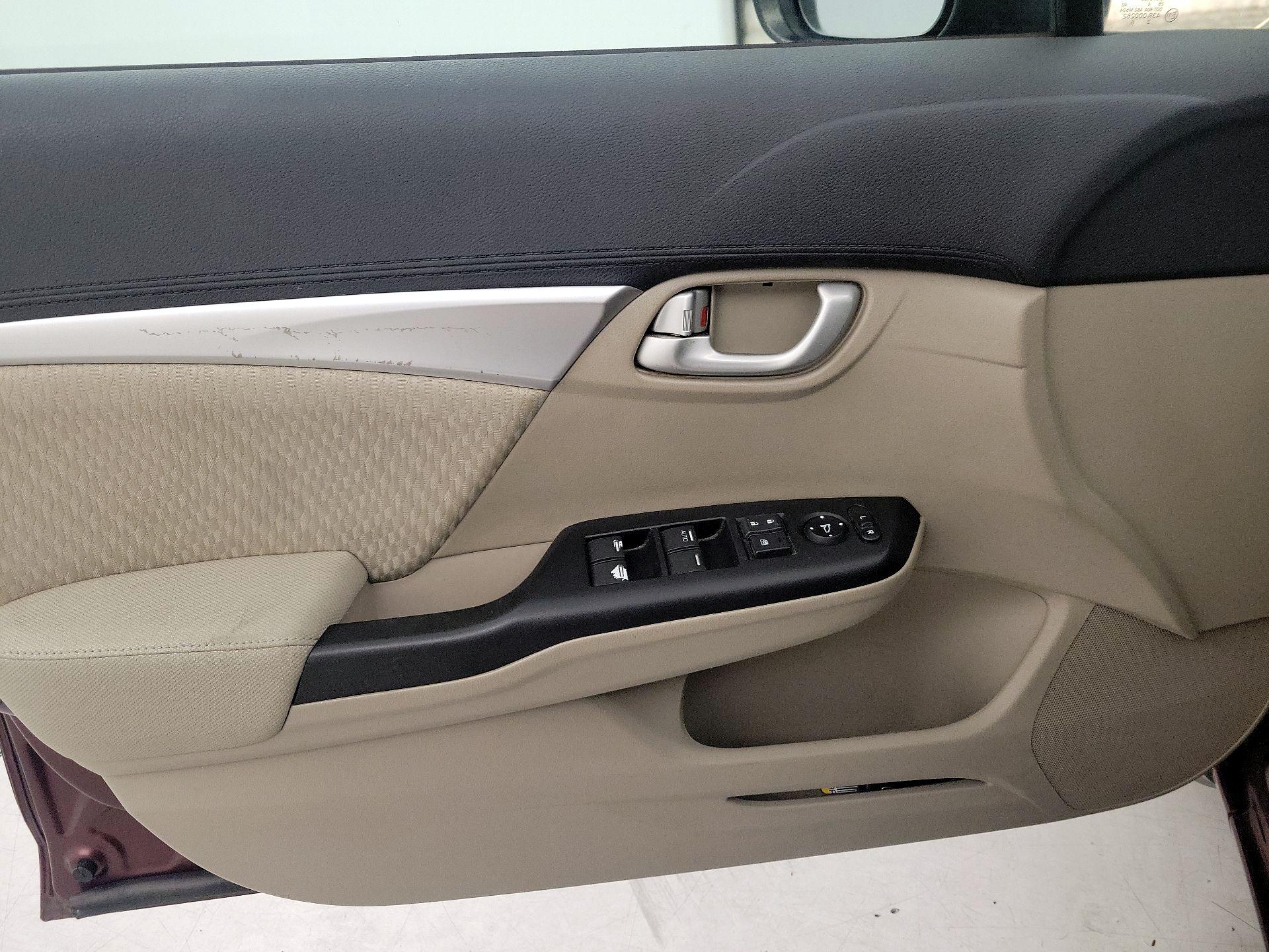 Thumbnail: 2015 Honda Civic - 12