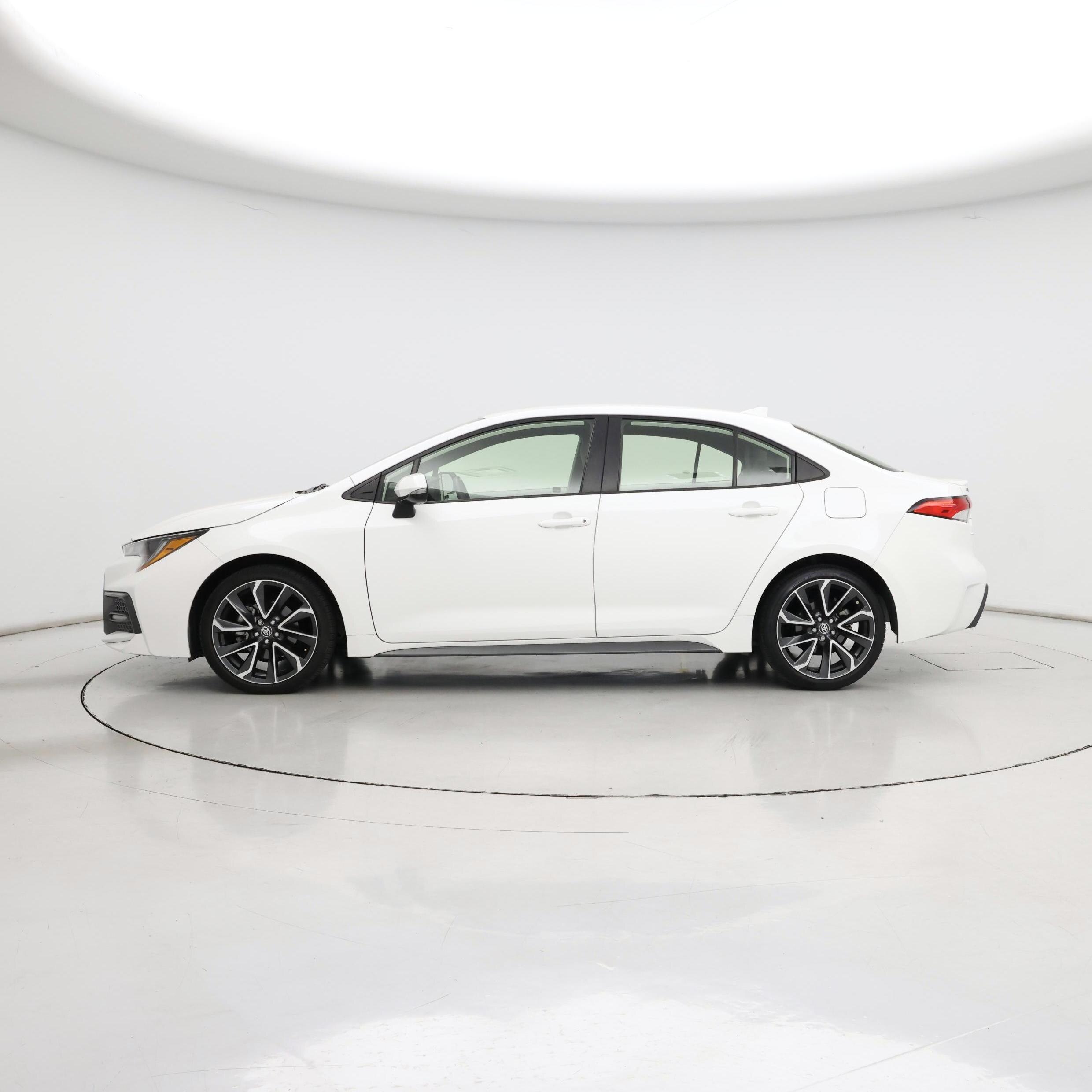 Thumbnail: 2021 Toyota Corolla - 3