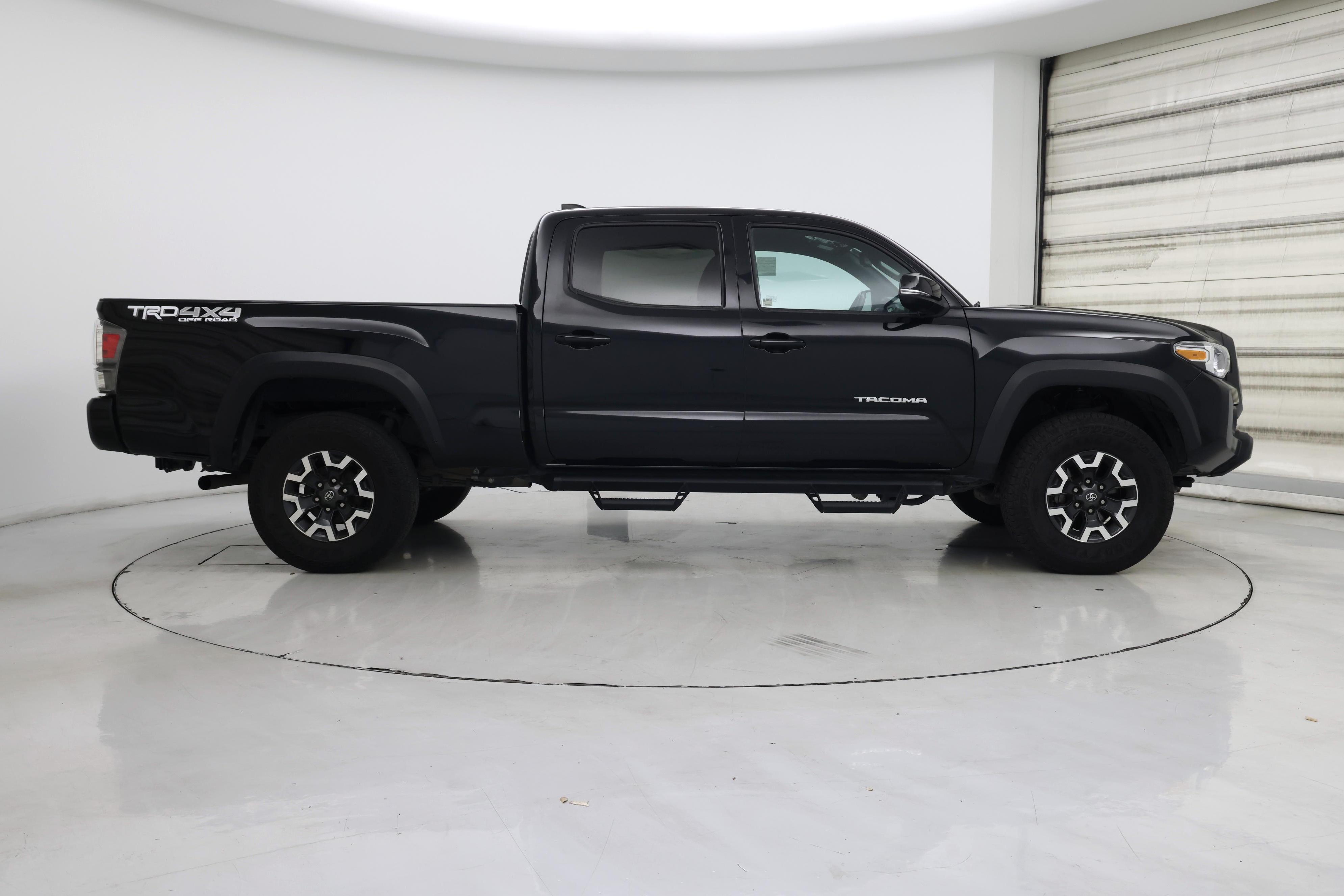 Thumbnail: 2022 Toyota Tacoma - 7