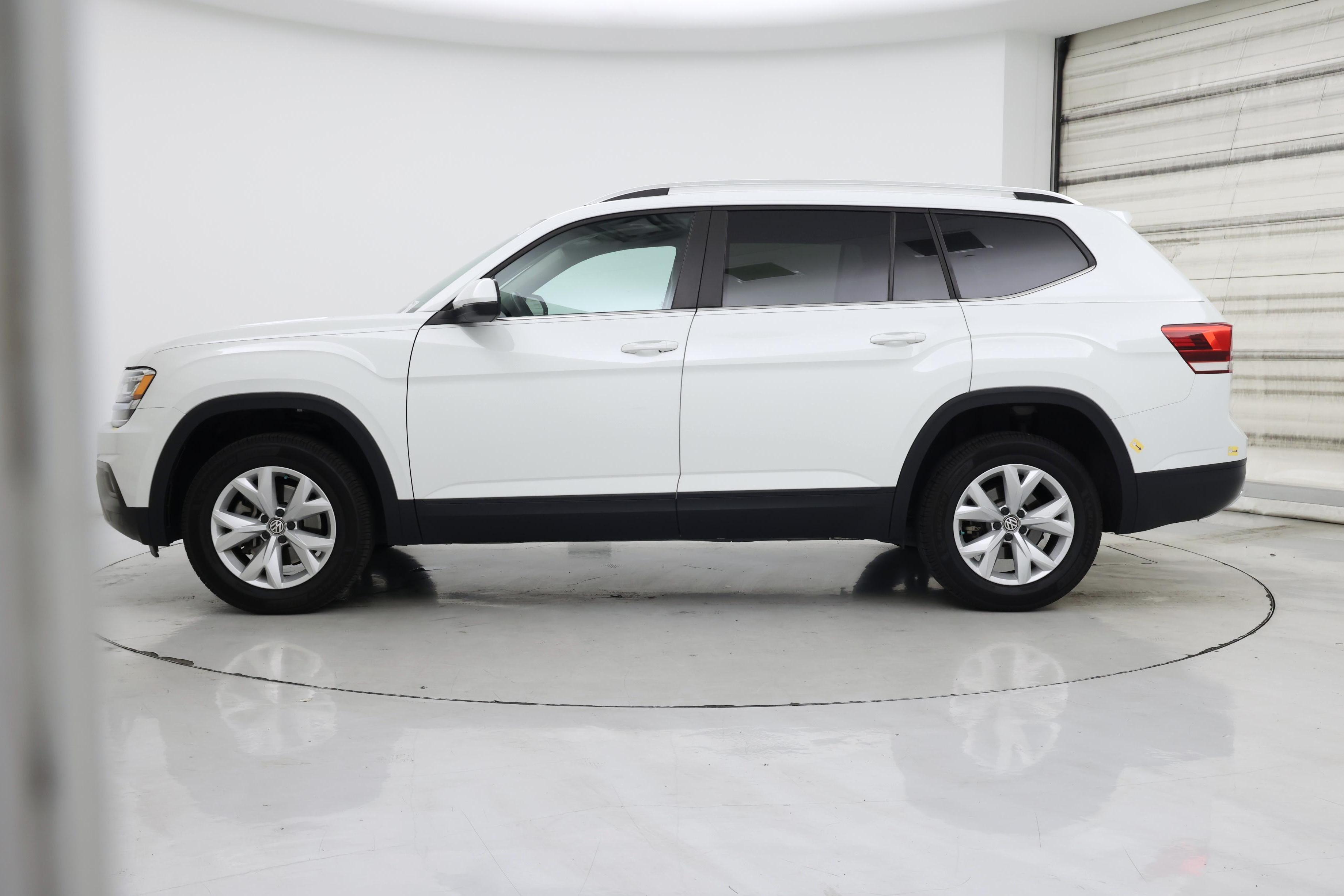 Thumbnail: 2018 Volkswagen Atlas - 3