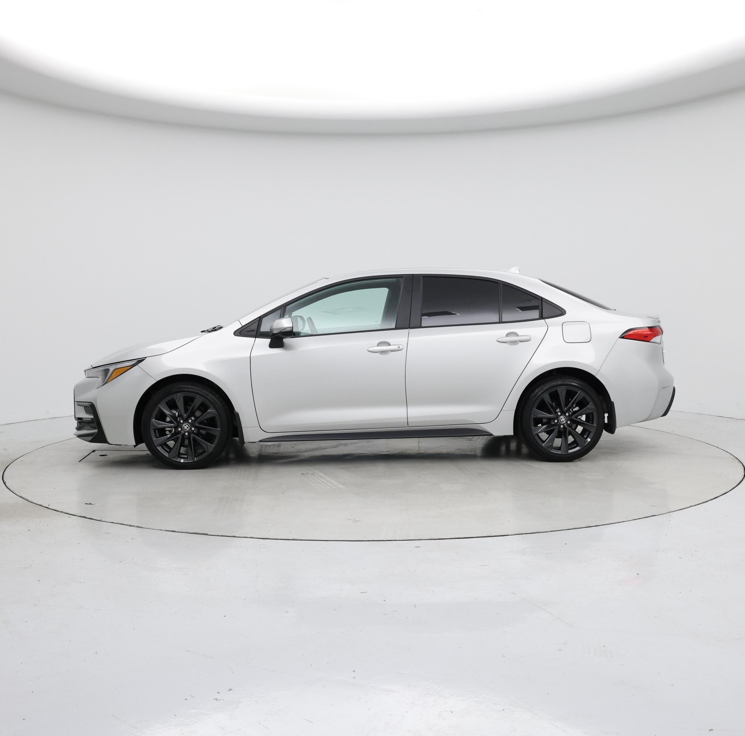 Thumbnail: 2024 Toyota Corolla - 3