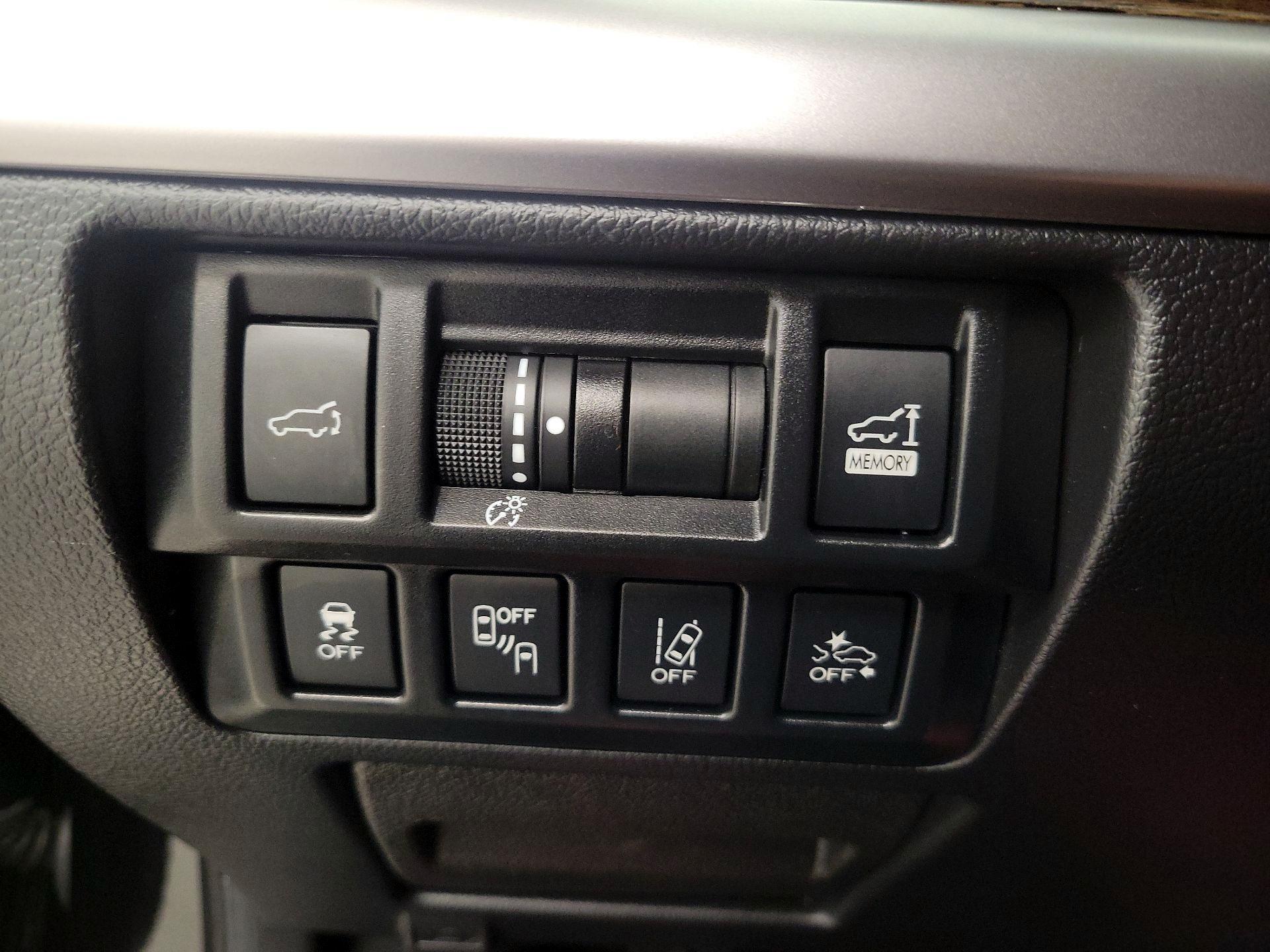 Thumbnail: 2019 Subaru Outback - 13