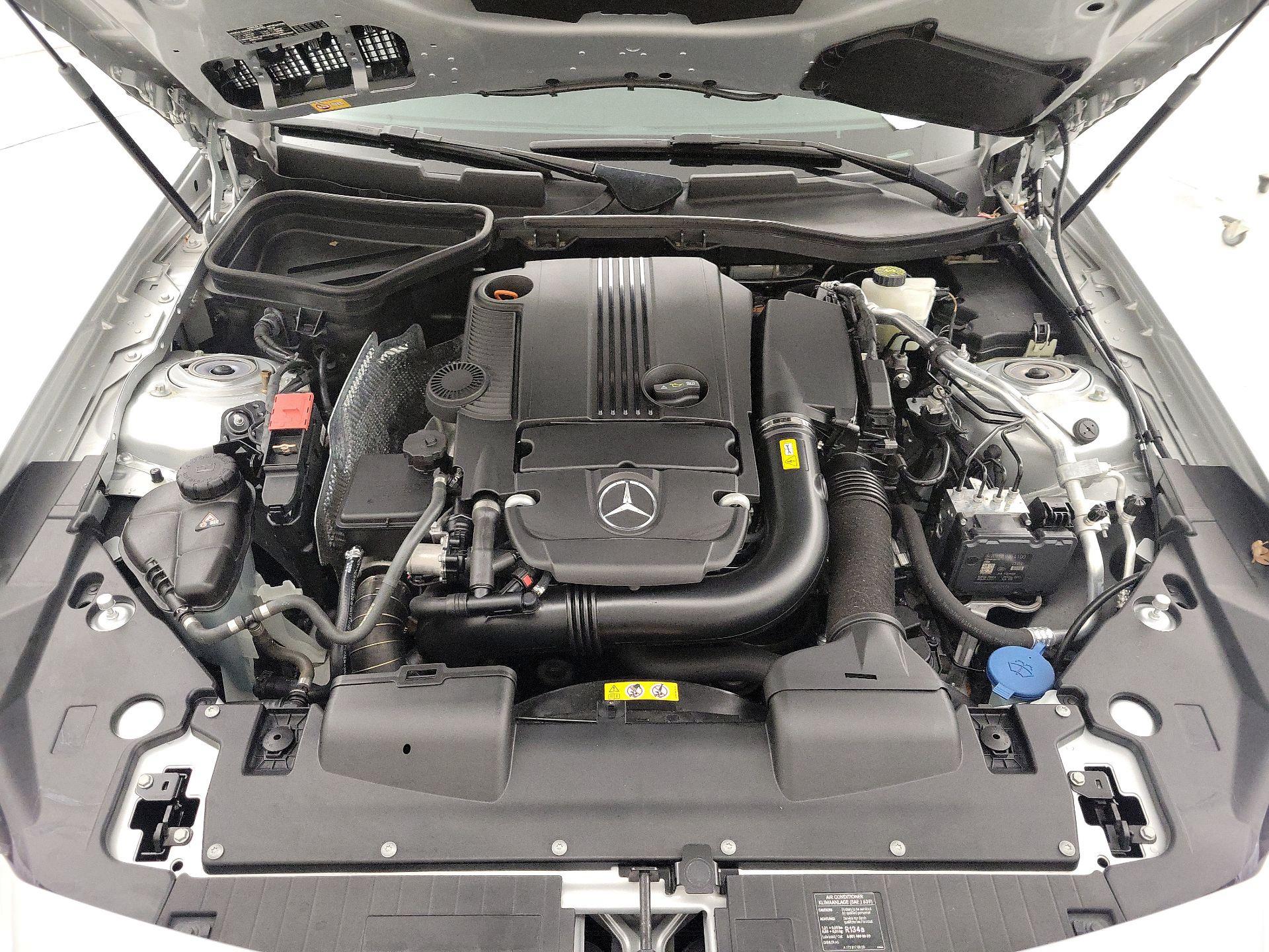 Thumbnail: 2014 Mercedes-Benz SLK - 17