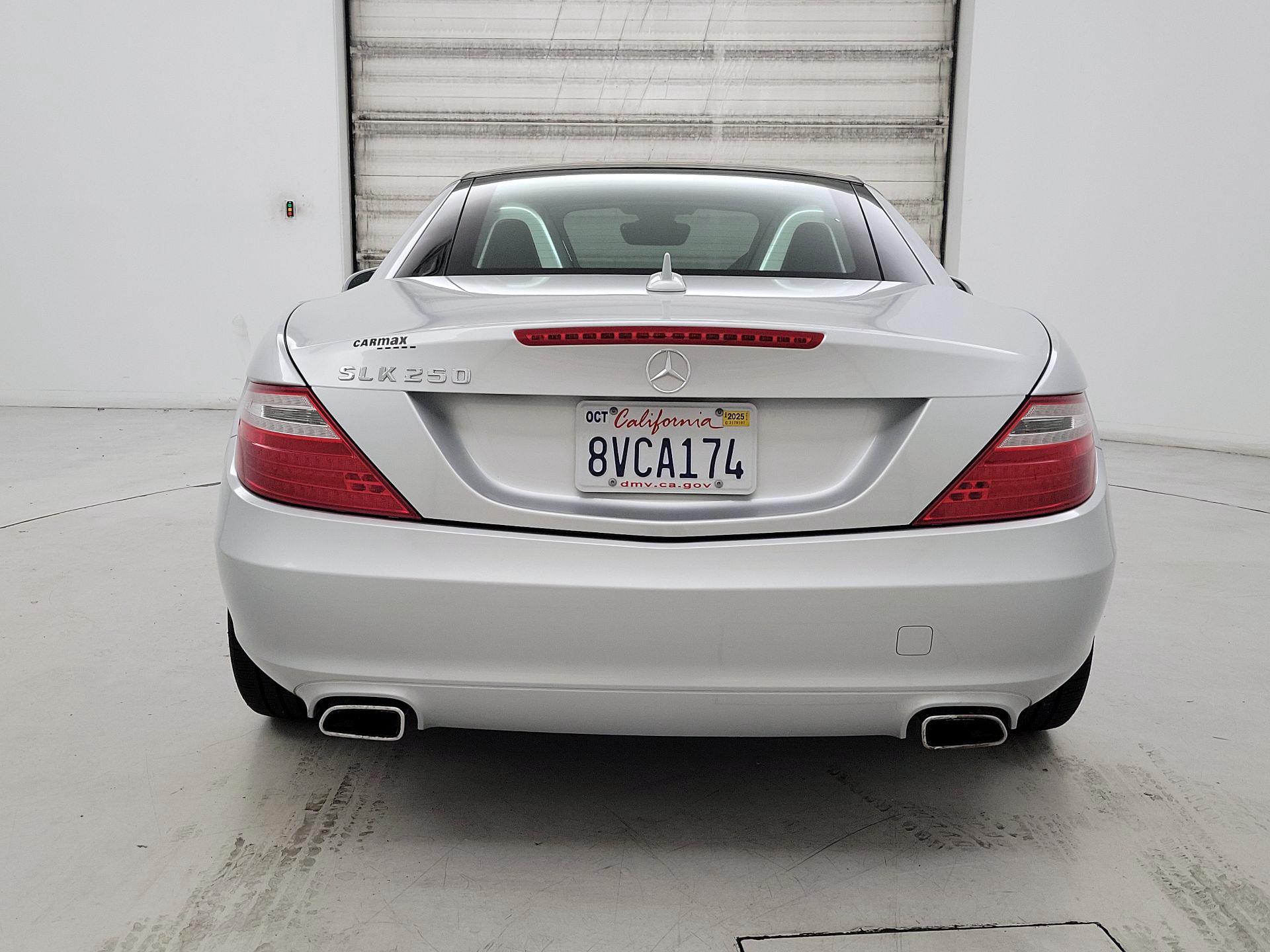 Thumbnail: 2014 Mercedes-Benz SLK - 6