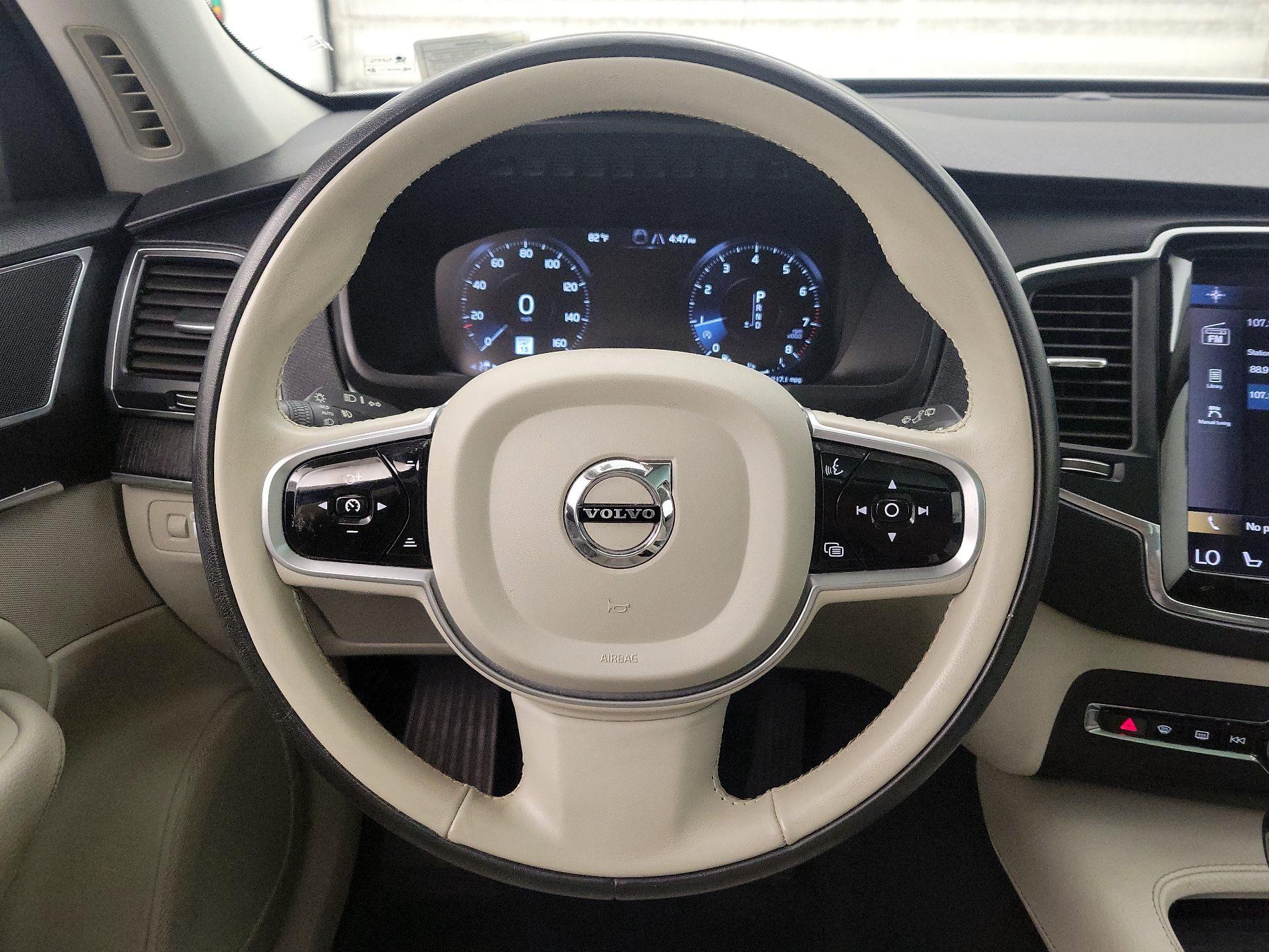 Thumbnail: 2020 Volvo XC90 - 10