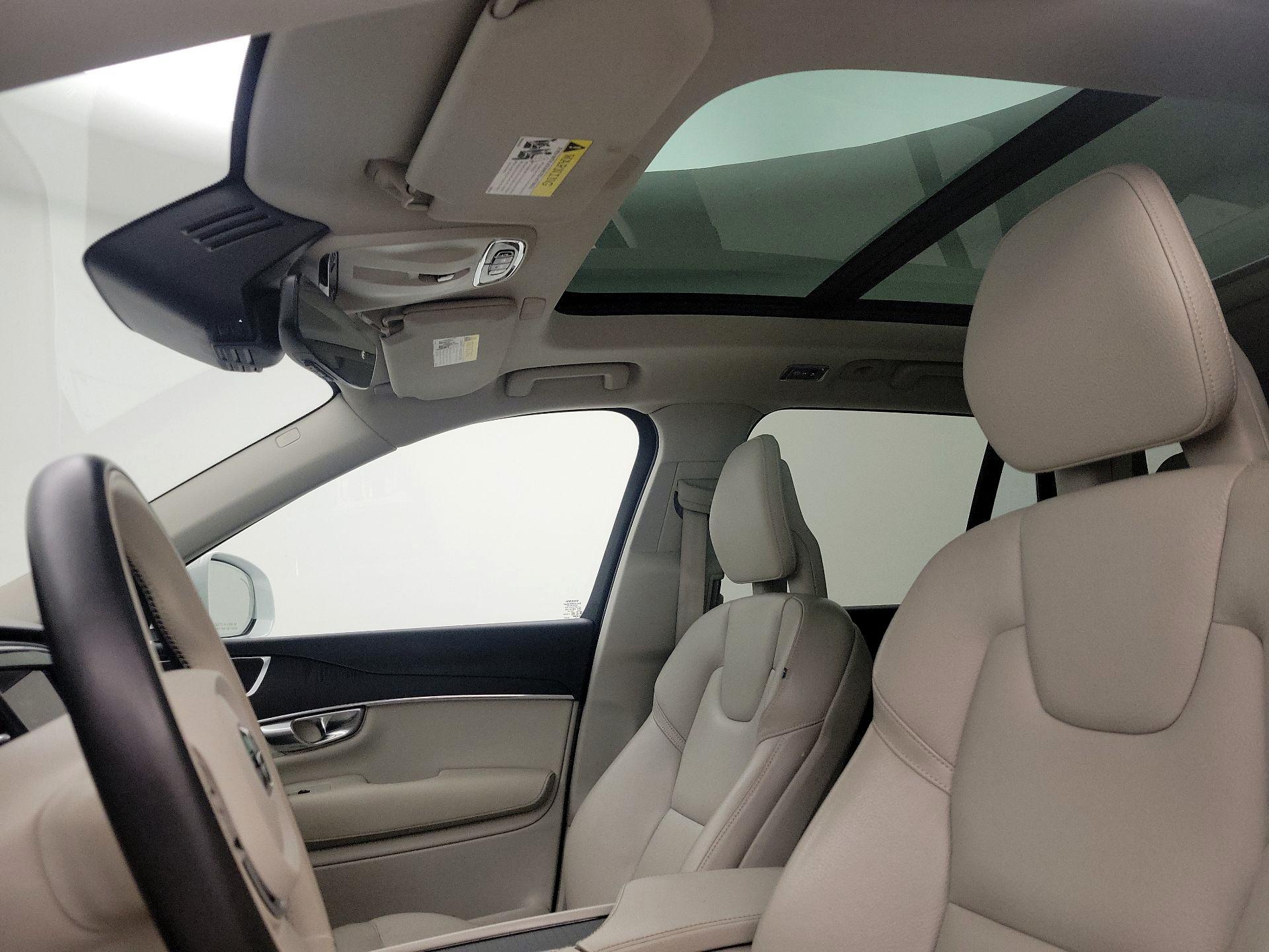 Thumbnail: 2020 Volvo XC90 - 18
