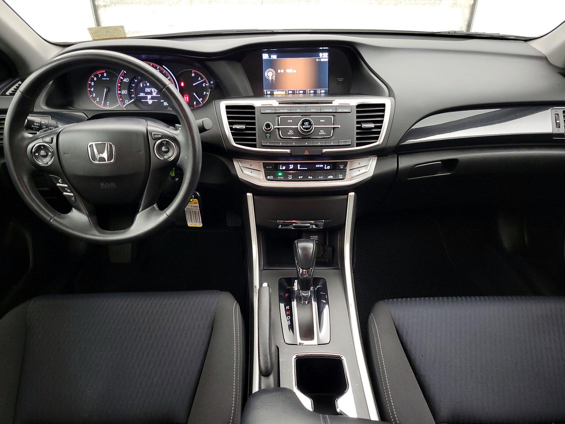 Thumbnail: 2015 Honda Accord - 9