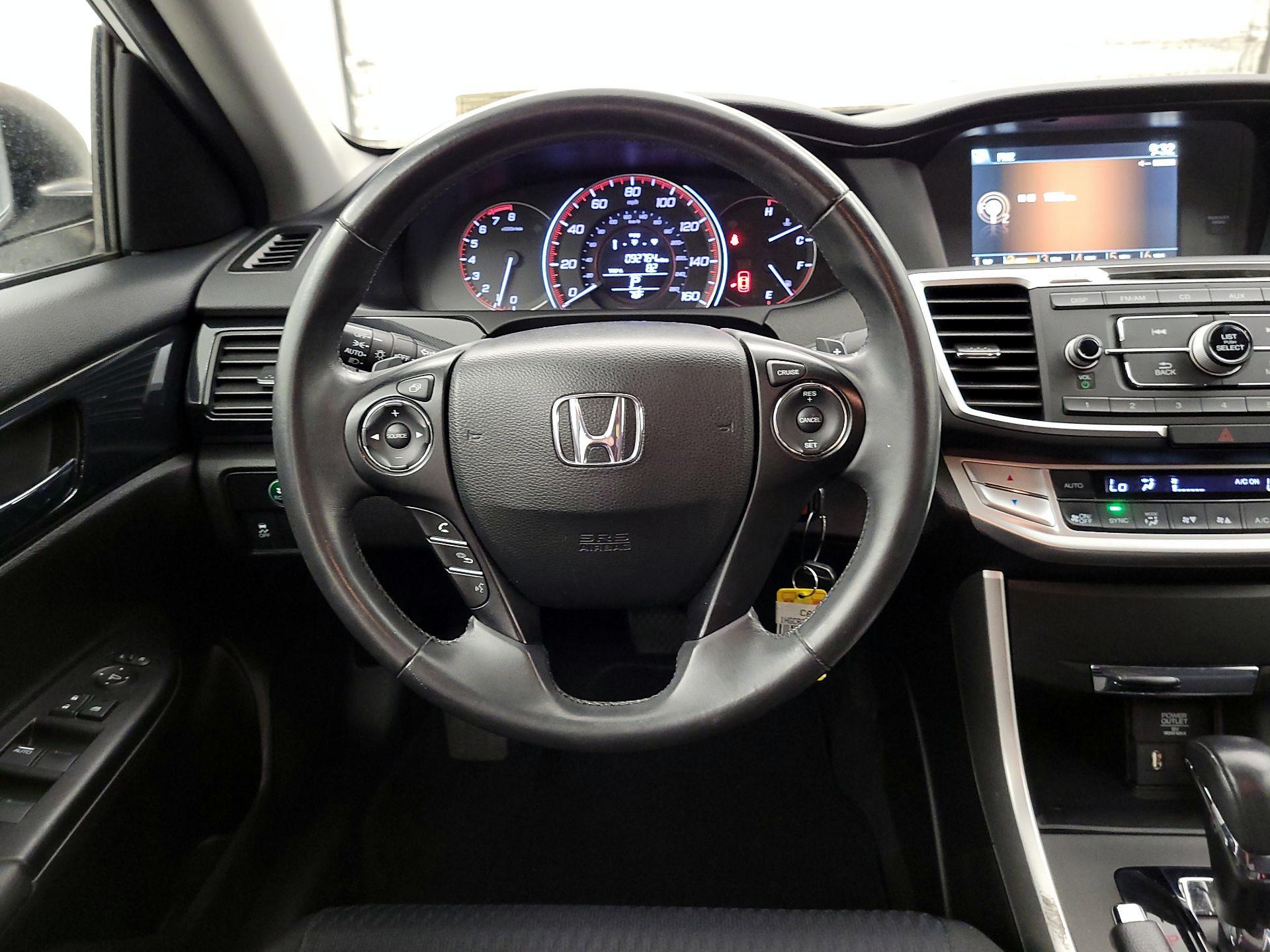 Thumbnail: 2015 Honda Accord - 10