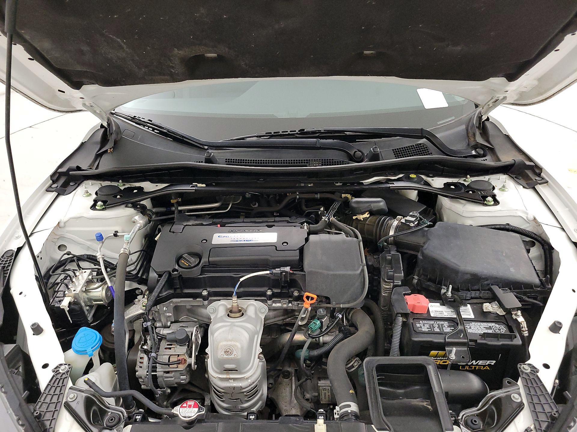 Thumbnail: 2015 Honda Accord - 18