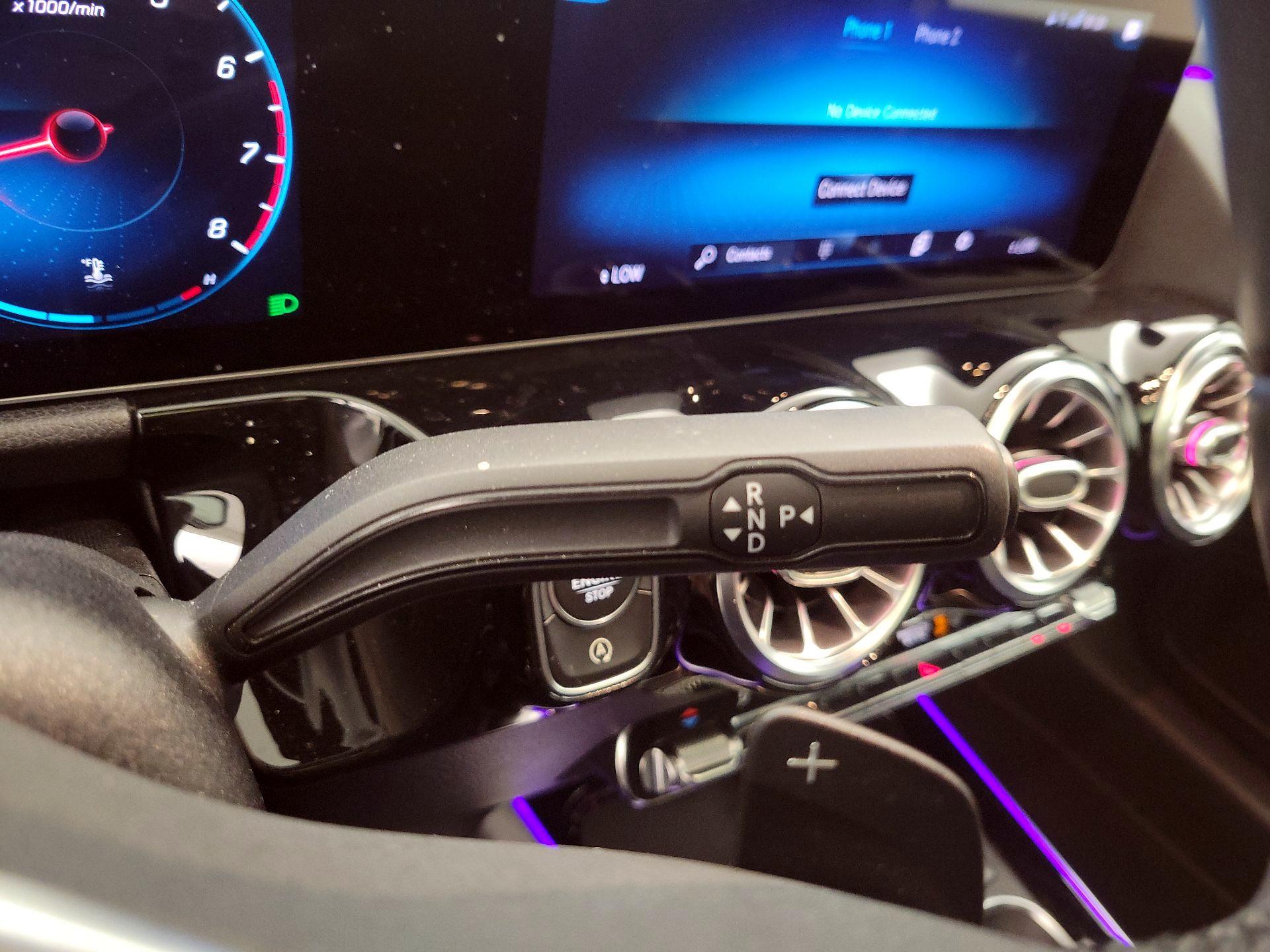 Thumbnail: 2021 Mercedes-Benz GLA - 16