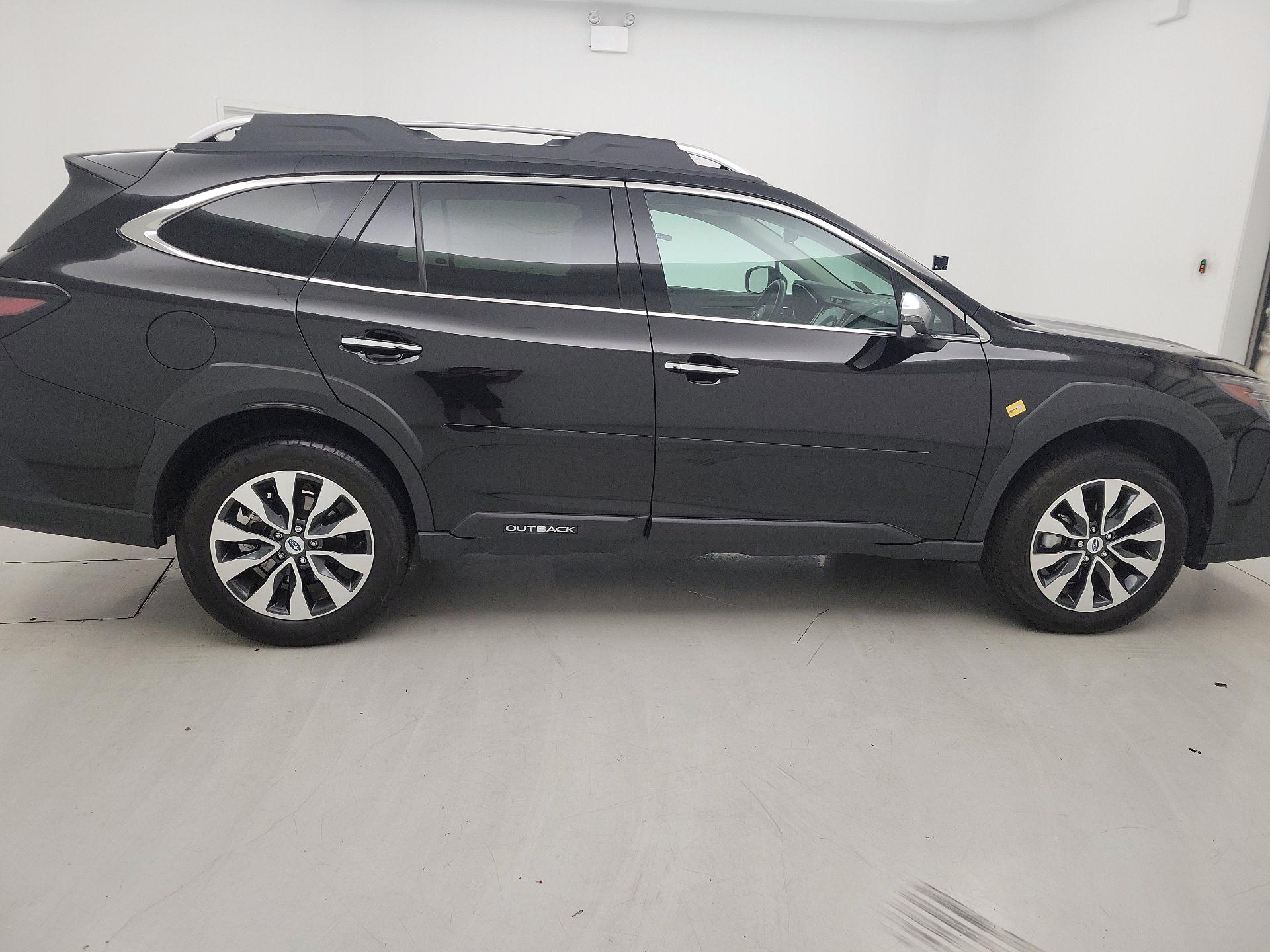 Thumbnail: 2023 Subaru Outback - 4