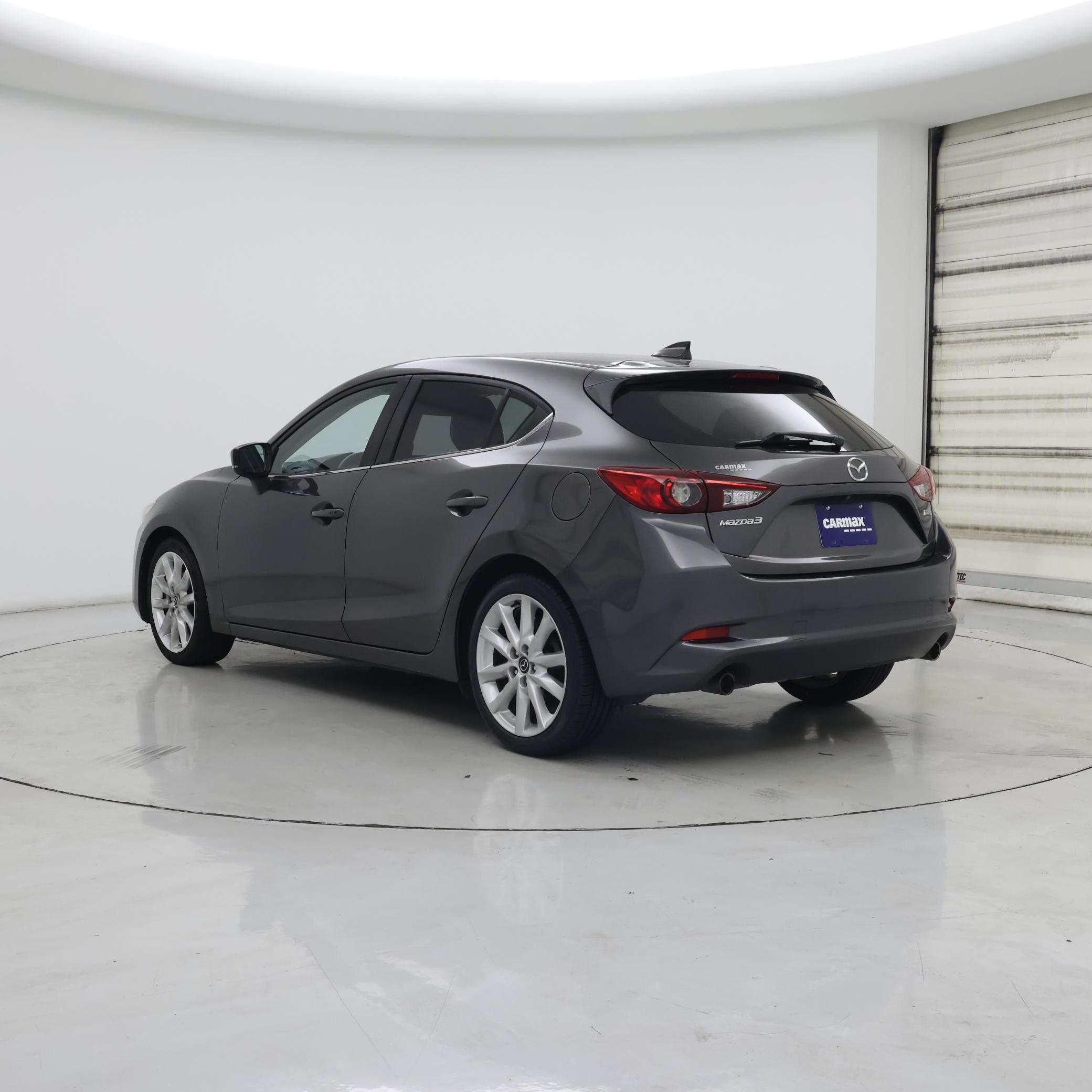 Thumbnail: 2017 Mazda Mazda3 - 2