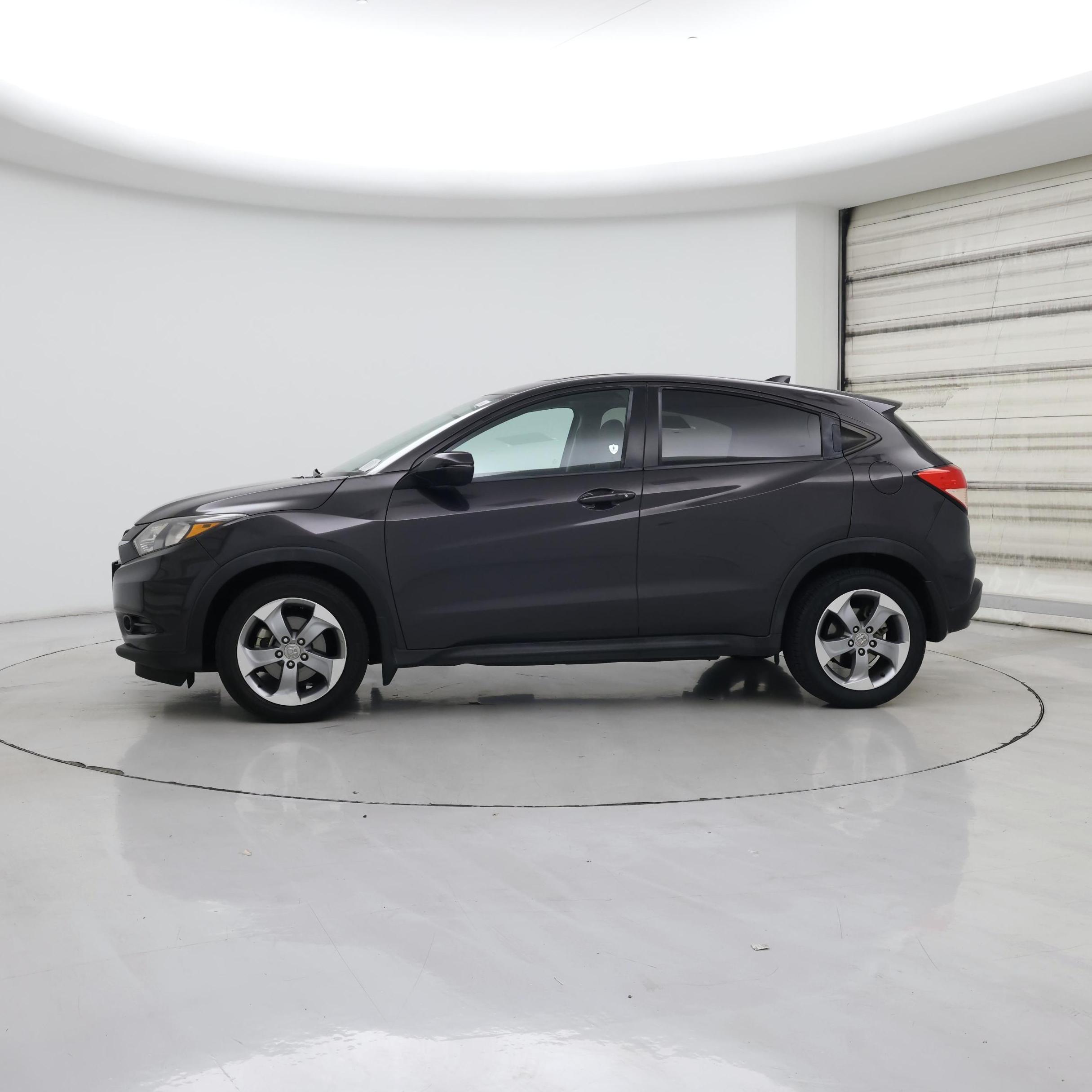 Thumbnail: 2017 Honda HR-V - 3
