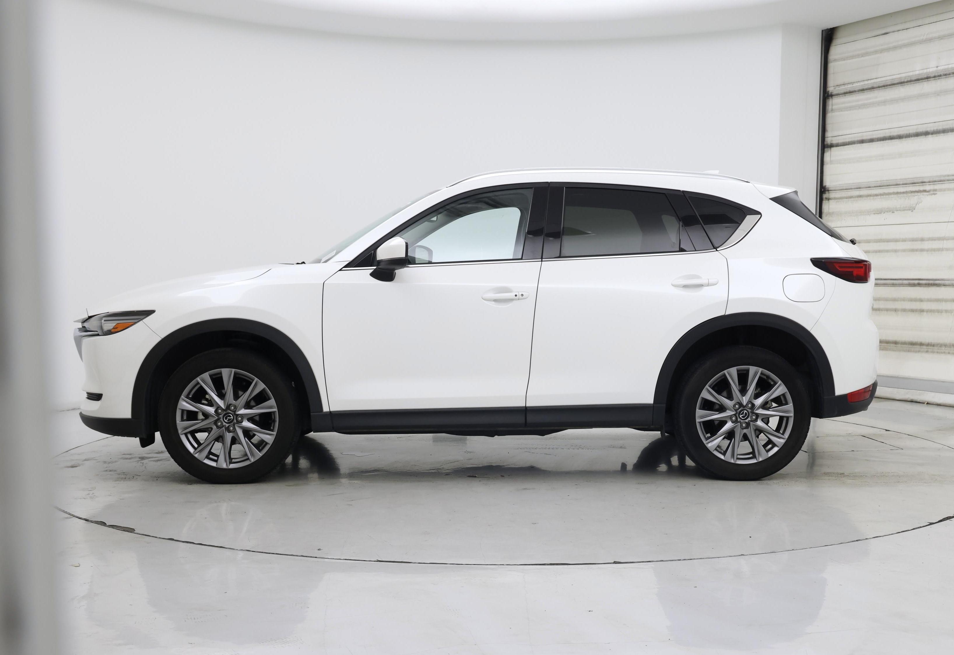 Thumbnail: 2021 Mazda CX-5 - 3