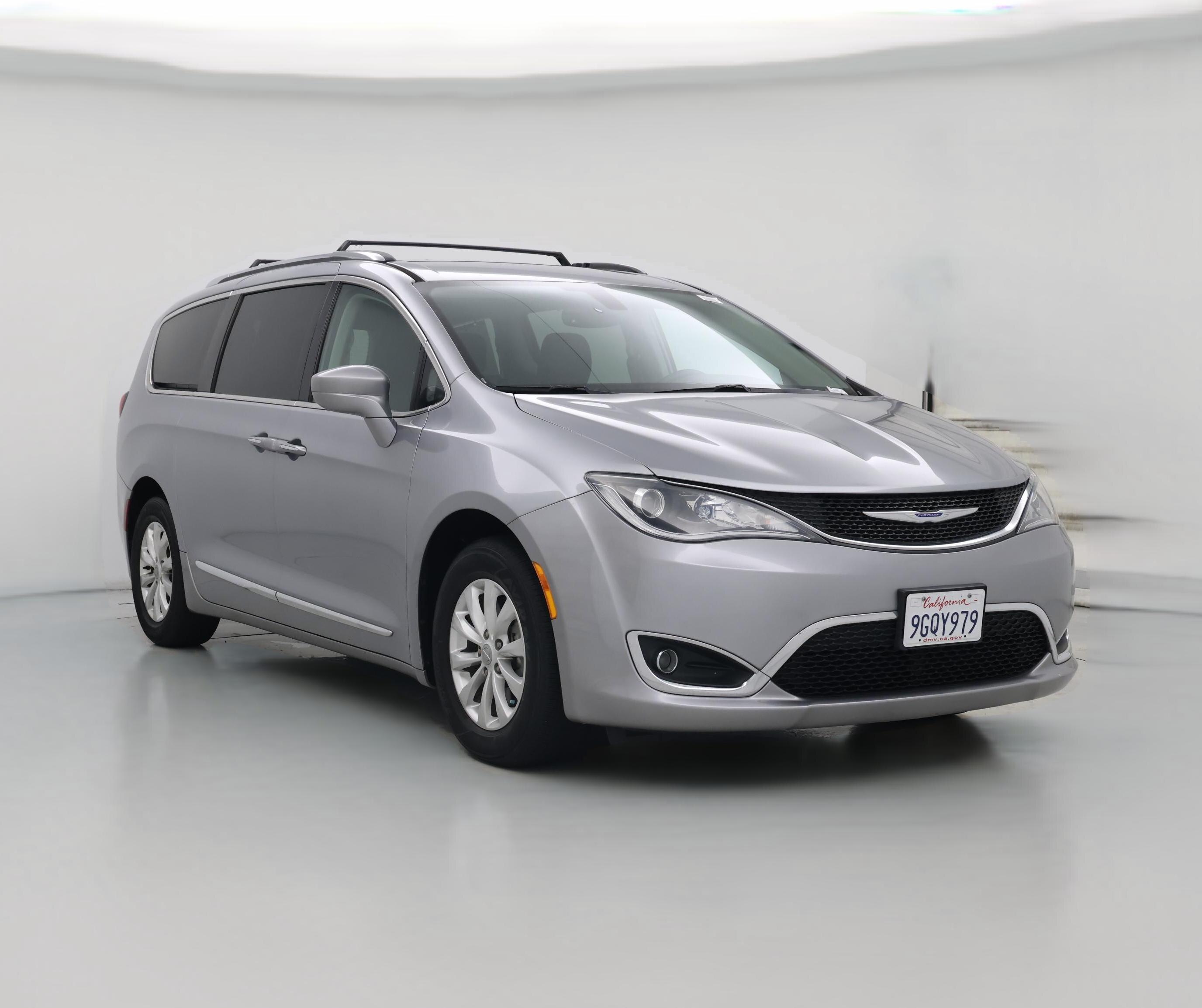 Thumbnail: 2019 Chrysler Pacifica - 1