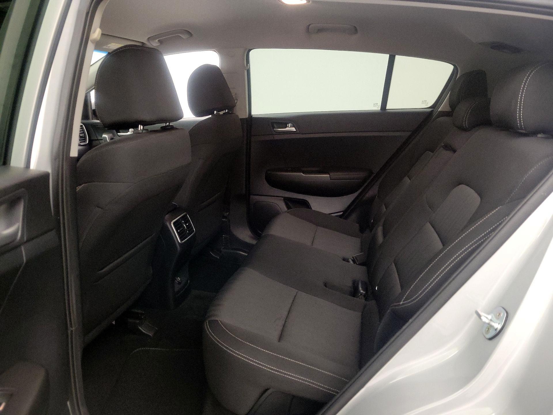 Thumbnail: 2021 Kia Sportage - 19