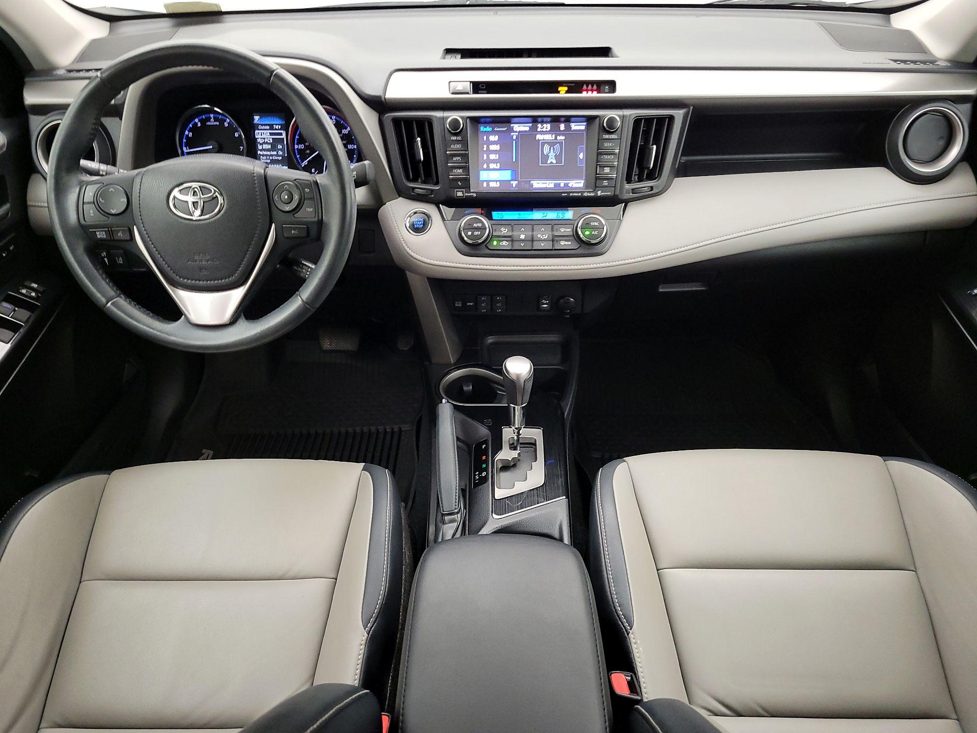 Thumbnail: 2017 Toyota RAV4 - 9