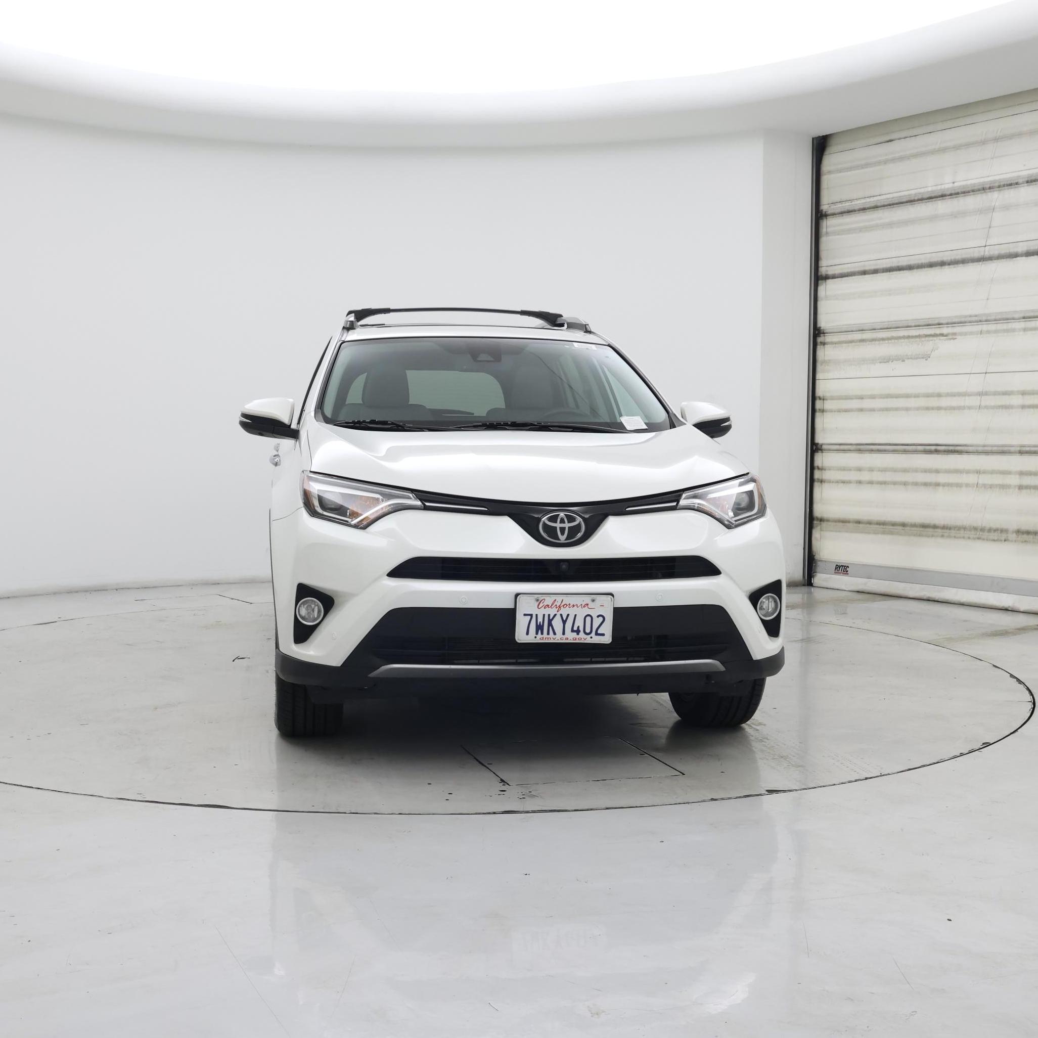 Thumbnail: 2017 Toyota RAV4 - 5