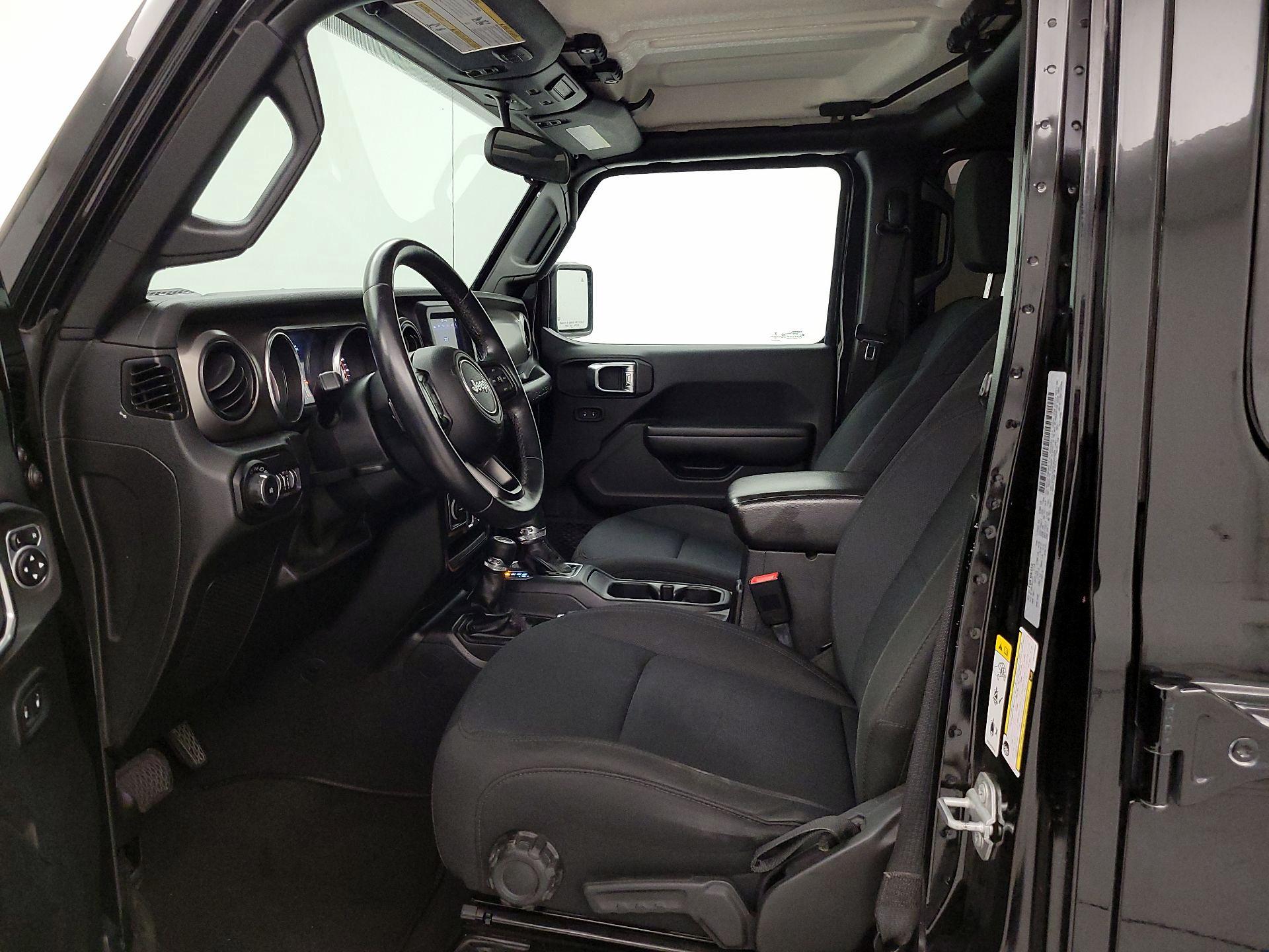 Thumbnail: 2018 Jeep Wrangler - 11
