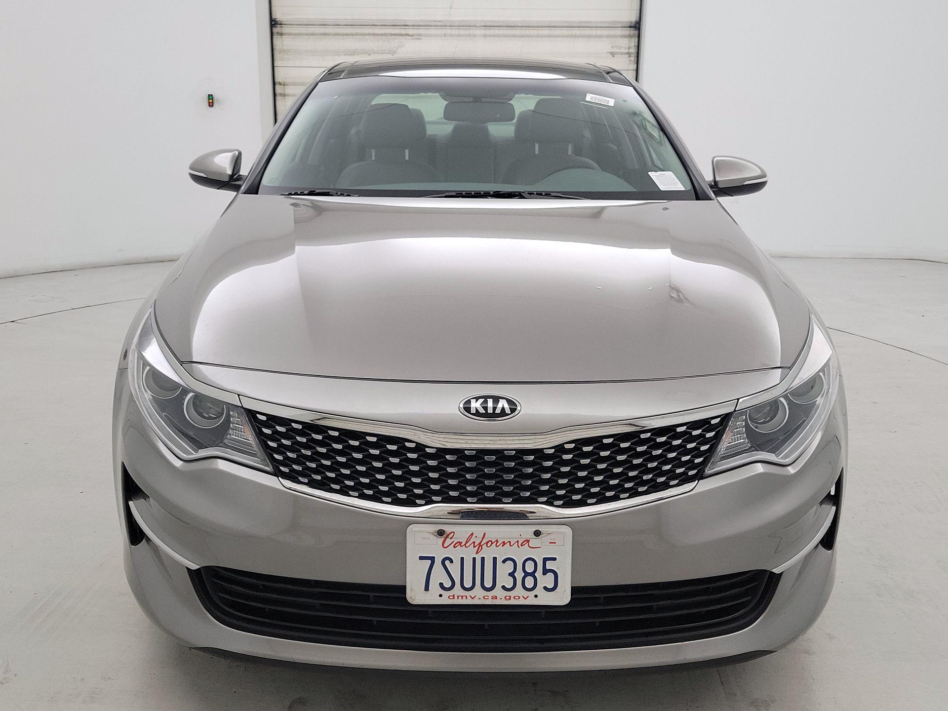 Thumbnail: 2016 Kia Optima - 2