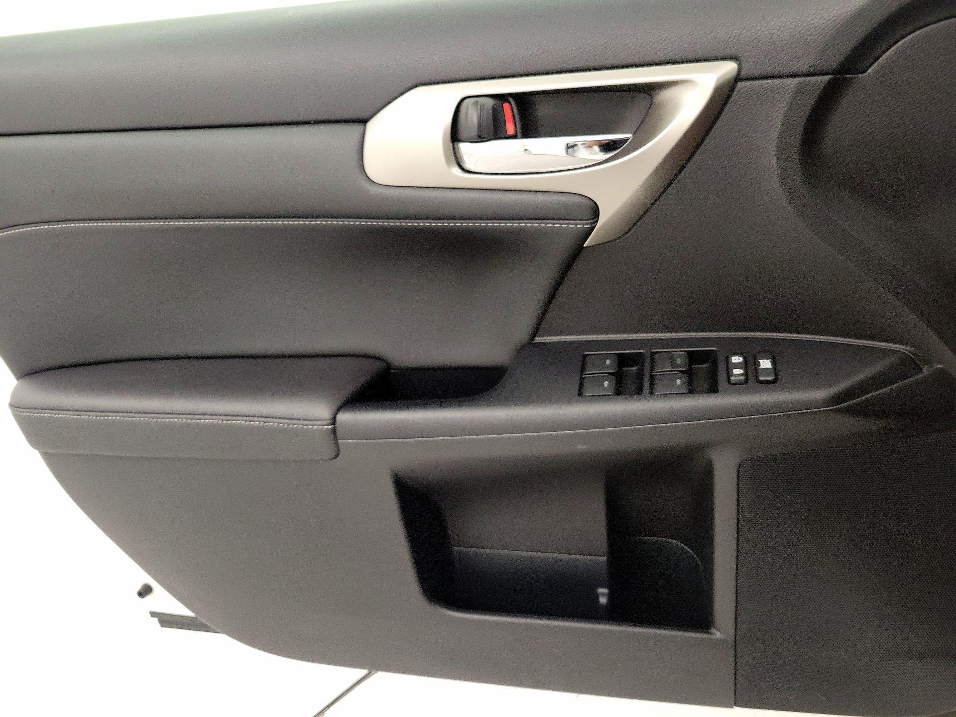 Thumbnail: 2014 Lexus CT - 10