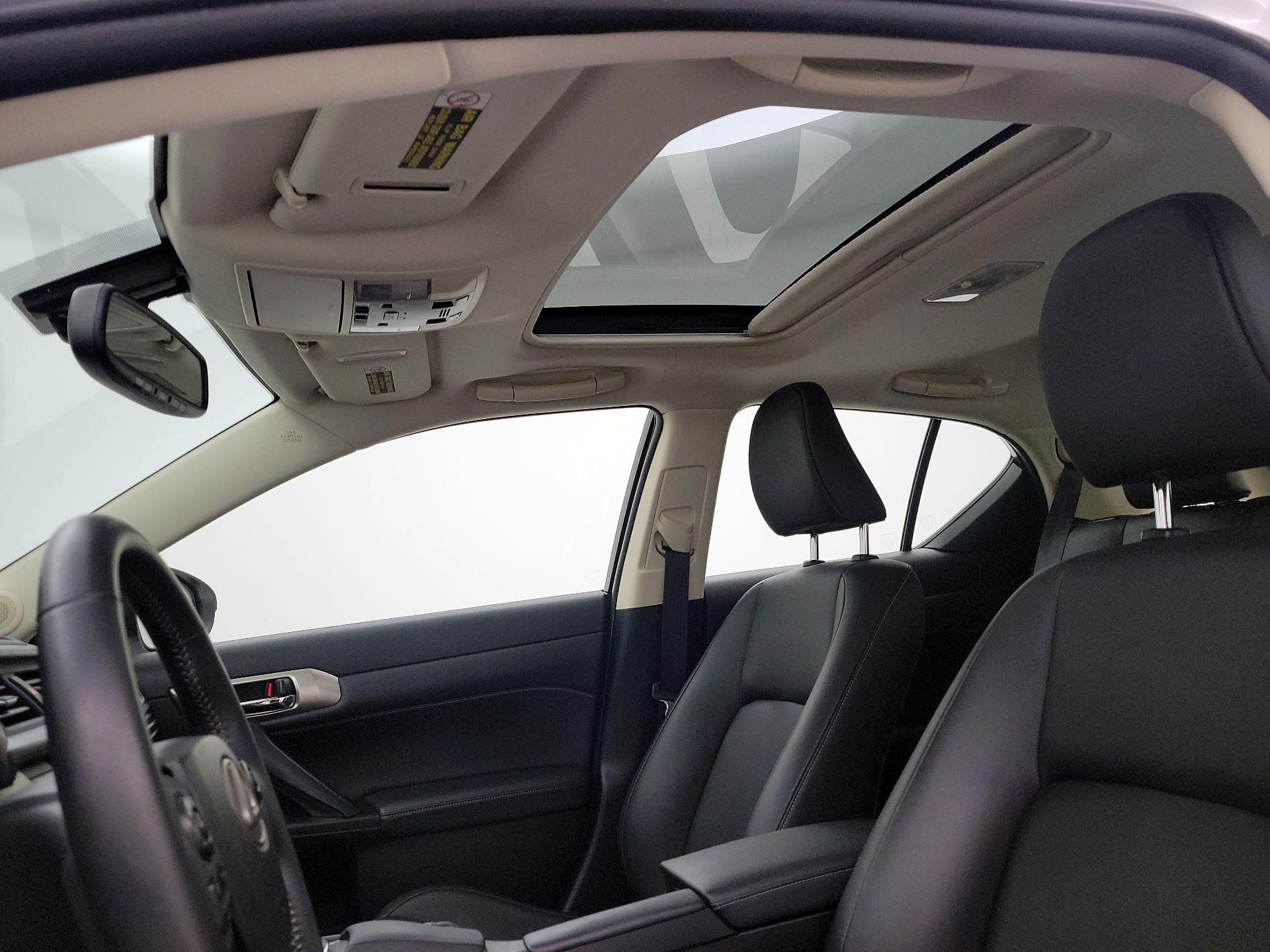 Thumbnail: 2014 Lexus CT - 18