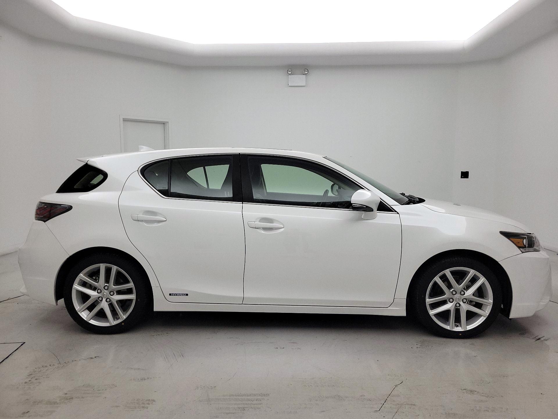Thumbnail: 2014 Lexus CT - 4