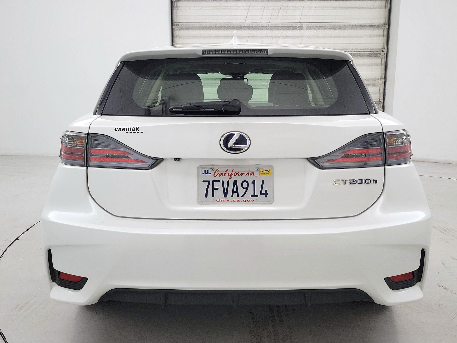 Thumbnail: 2014 Lexus CT - 6