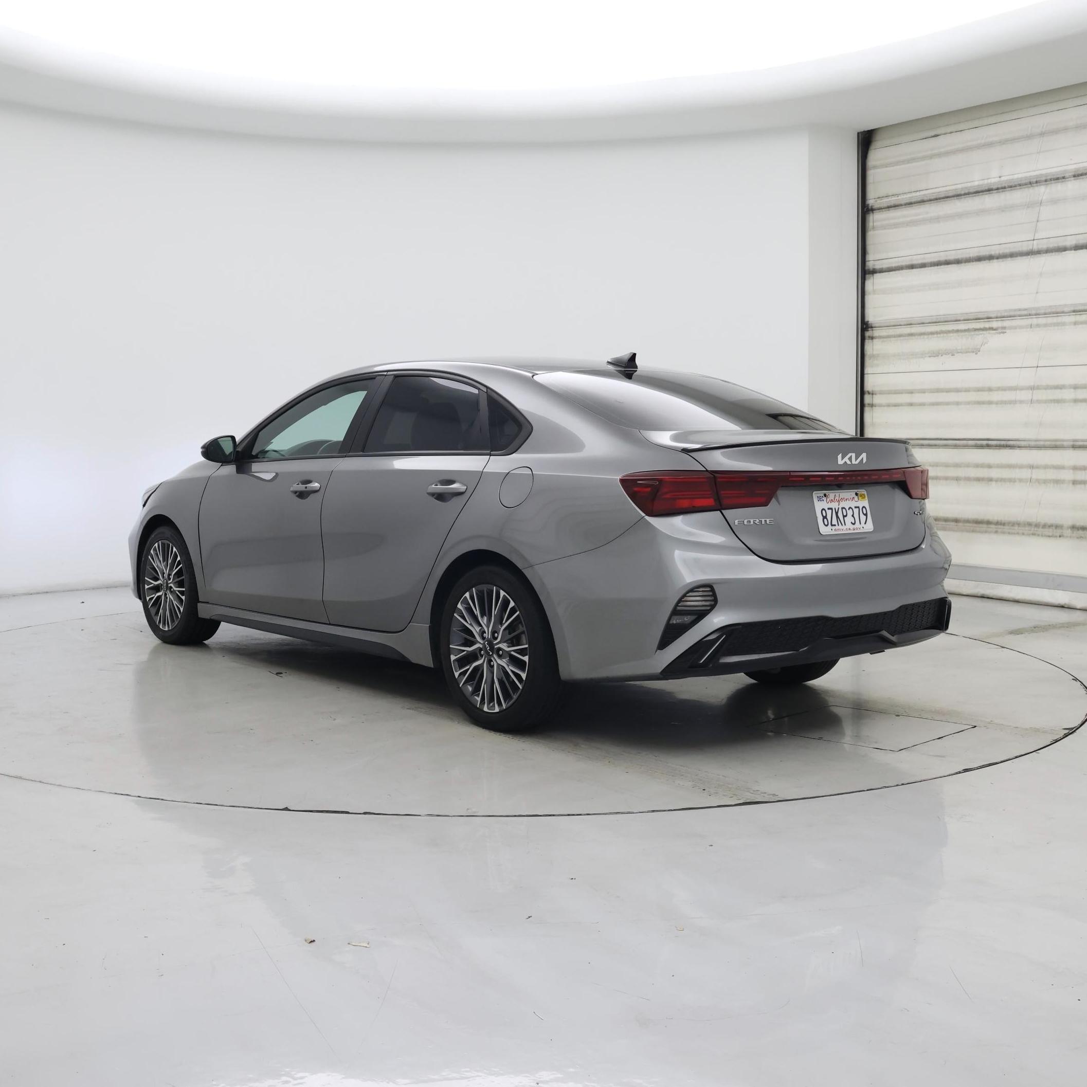 Thumbnail: 2022 Kia Forte - 2