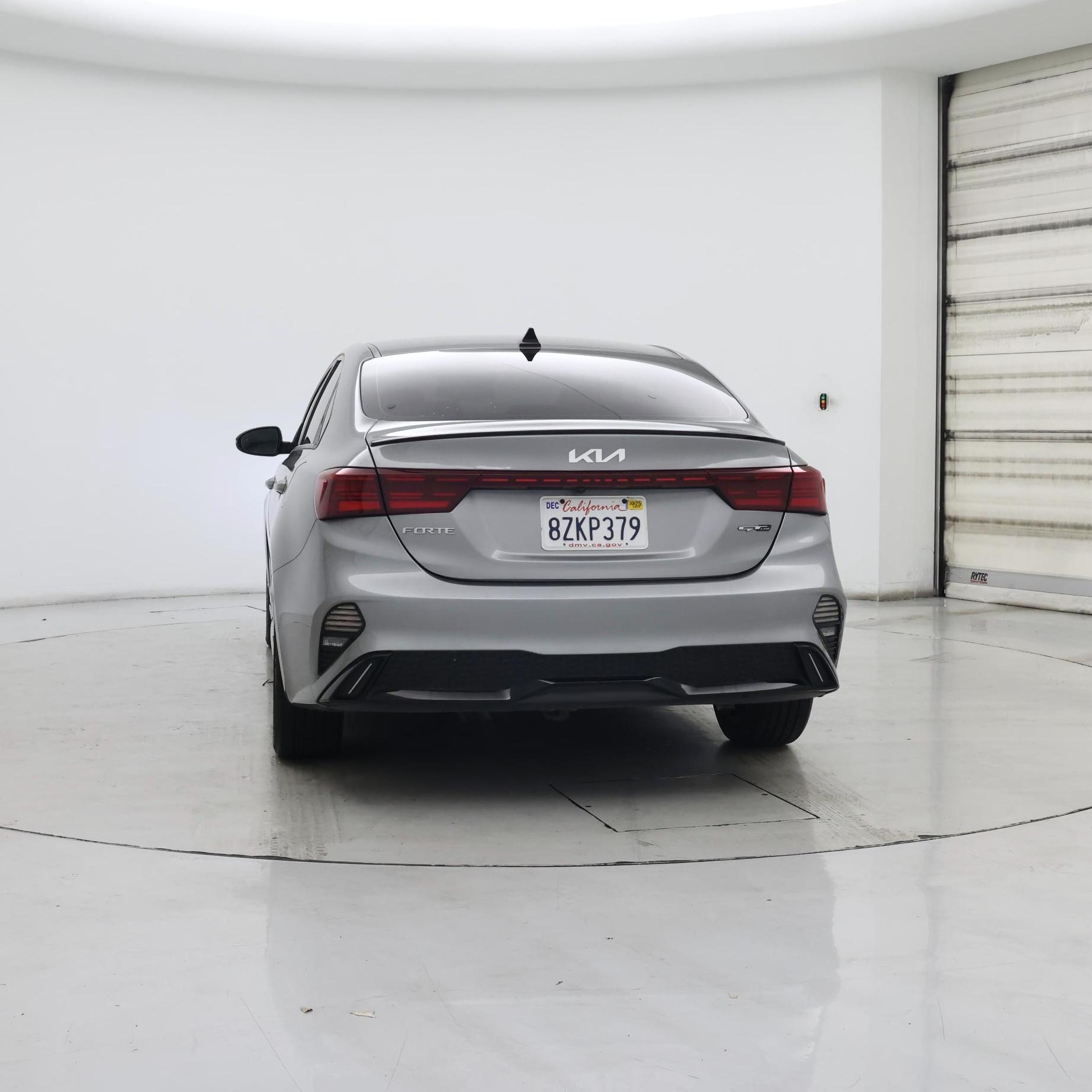 Thumbnail: 2022 Kia Forte - 6