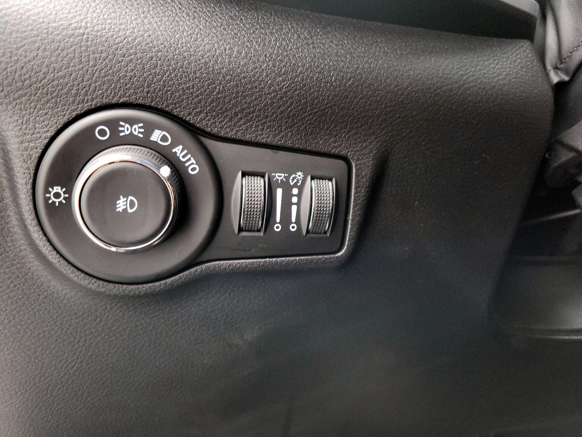 Thumbnail: 2024 Jeep Compass - 13