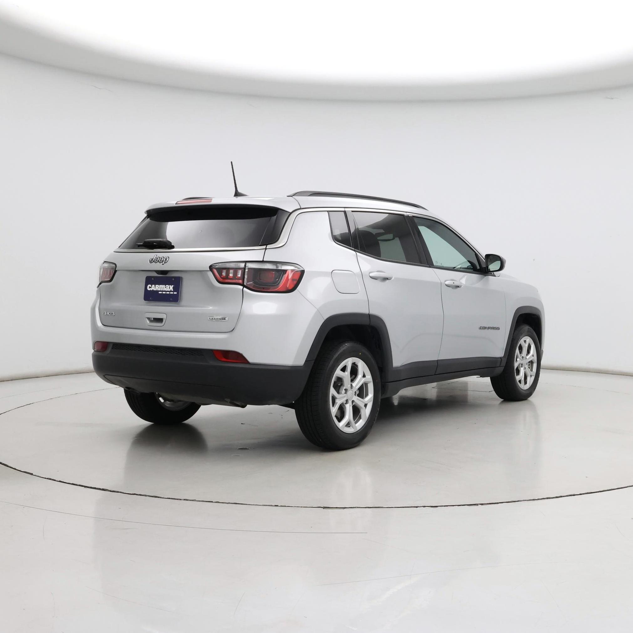 Thumbnail: 2024 Jeep Compass - 8