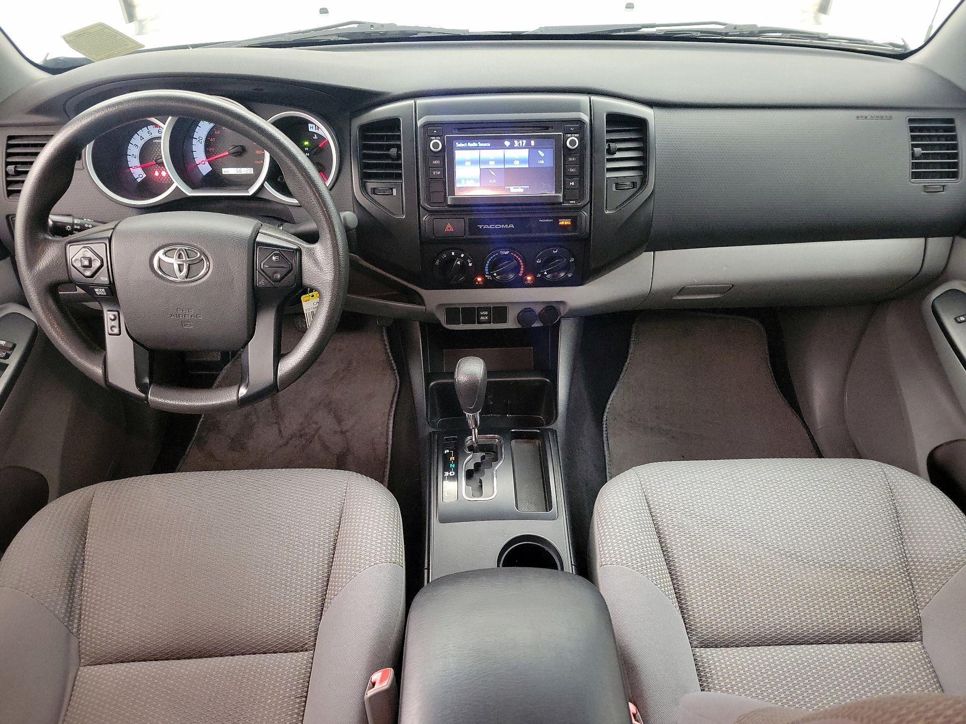 Thumbnail: 2015 Toyota Tacoma - 9