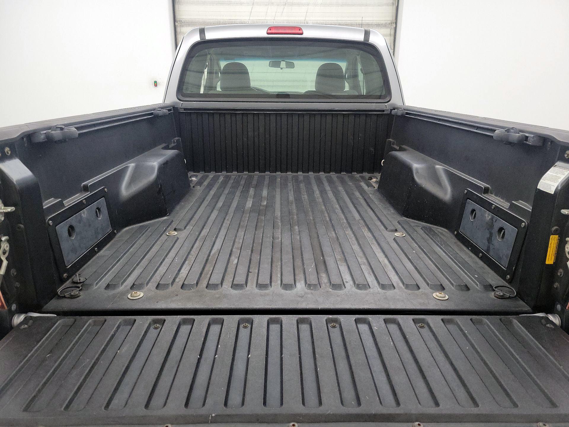 Thumbnail: 2015 Toyota Tacoma - 19