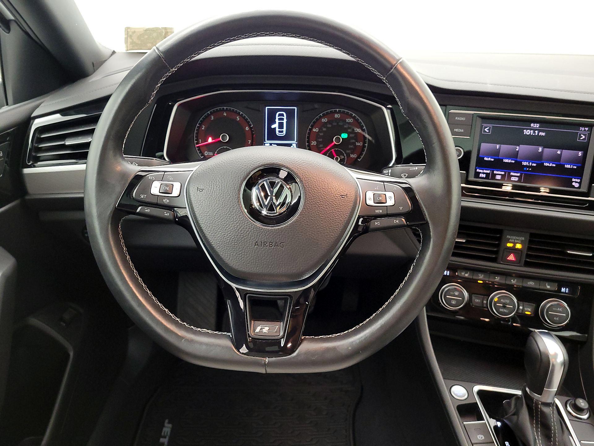 Thumbnail: 2019 Volkswagen Jetta - 10