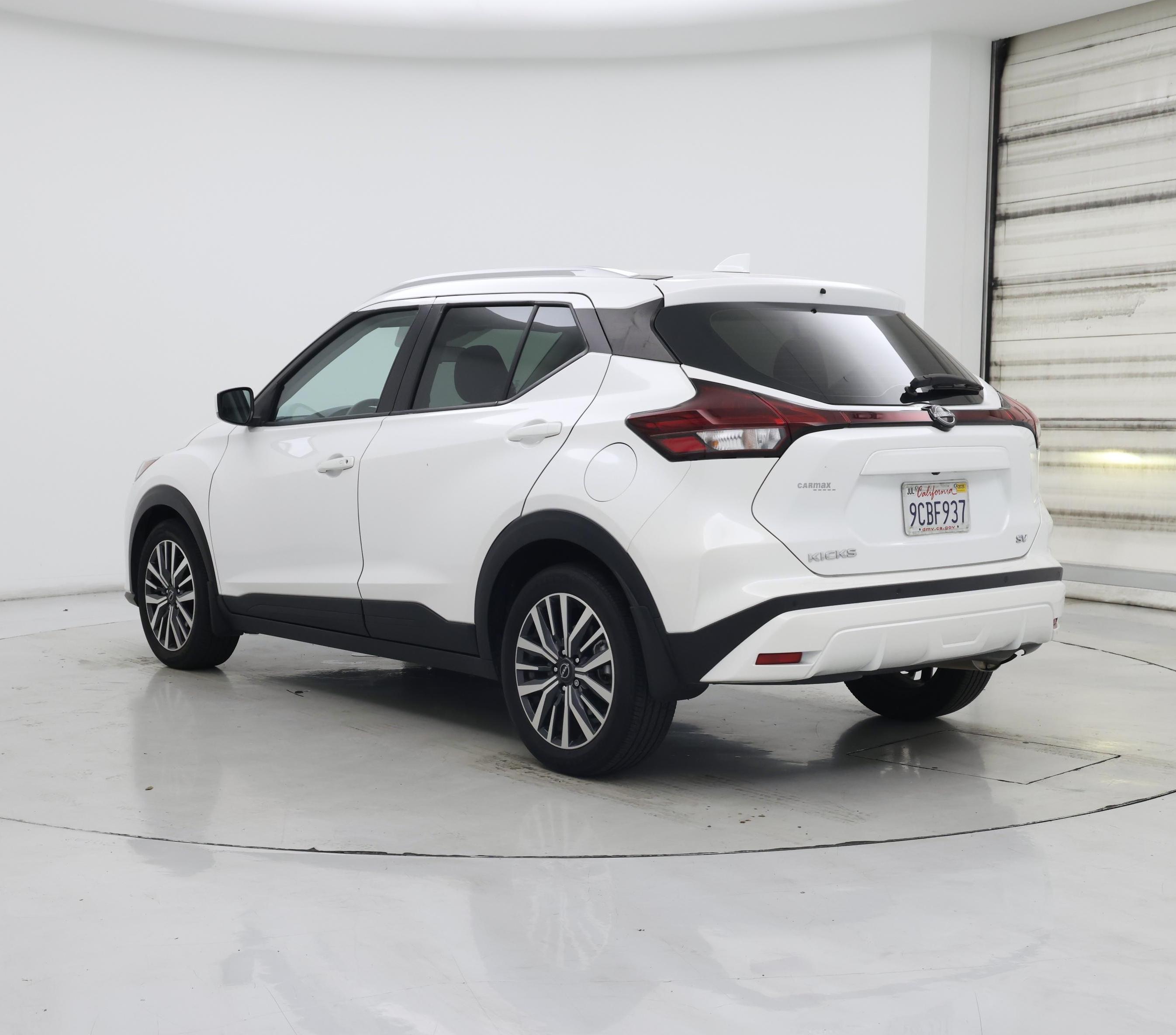 Thumbnail: 2022 Nissan Kicks - 2