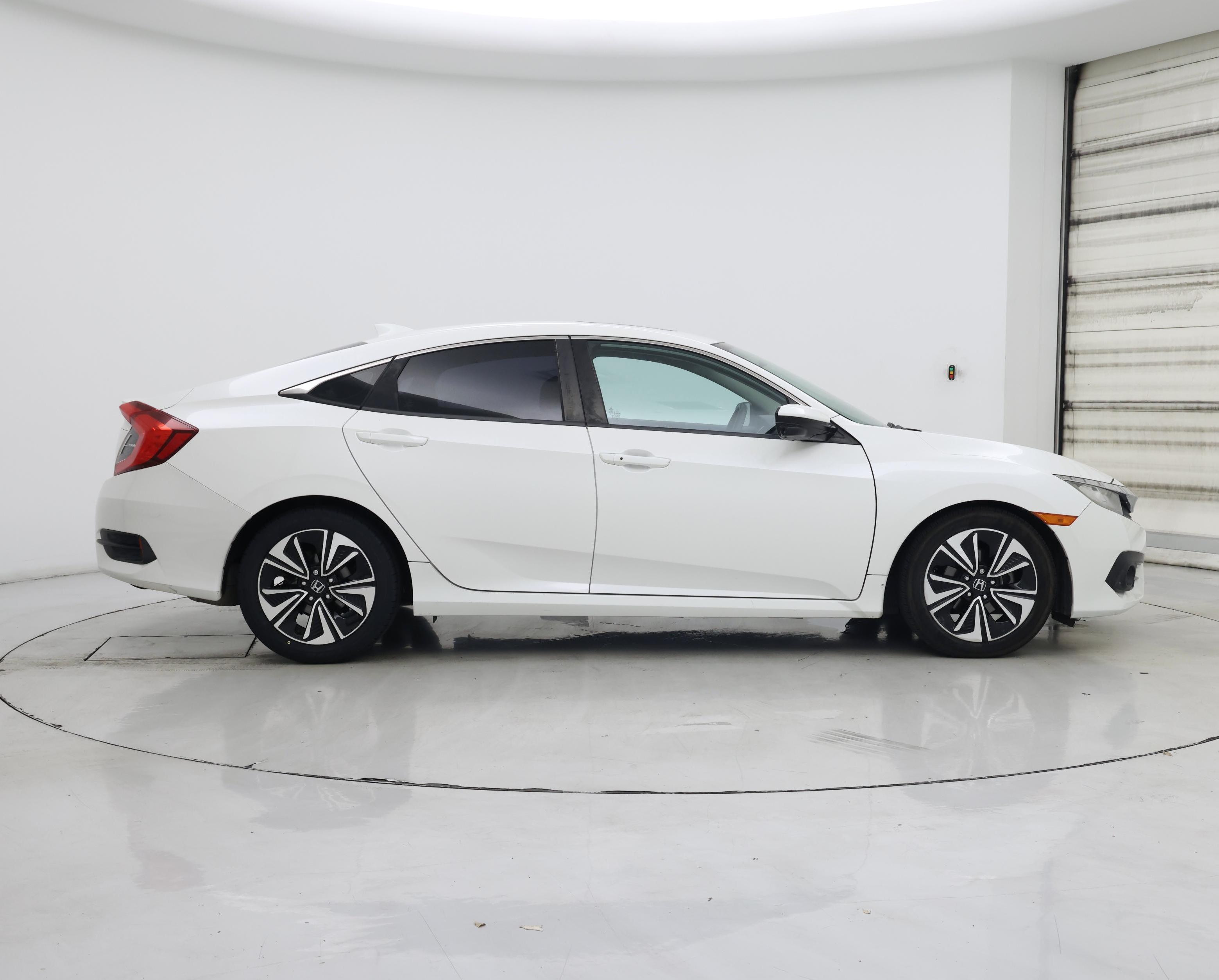 Thumbnail: 2017 Honda Civic - 7
